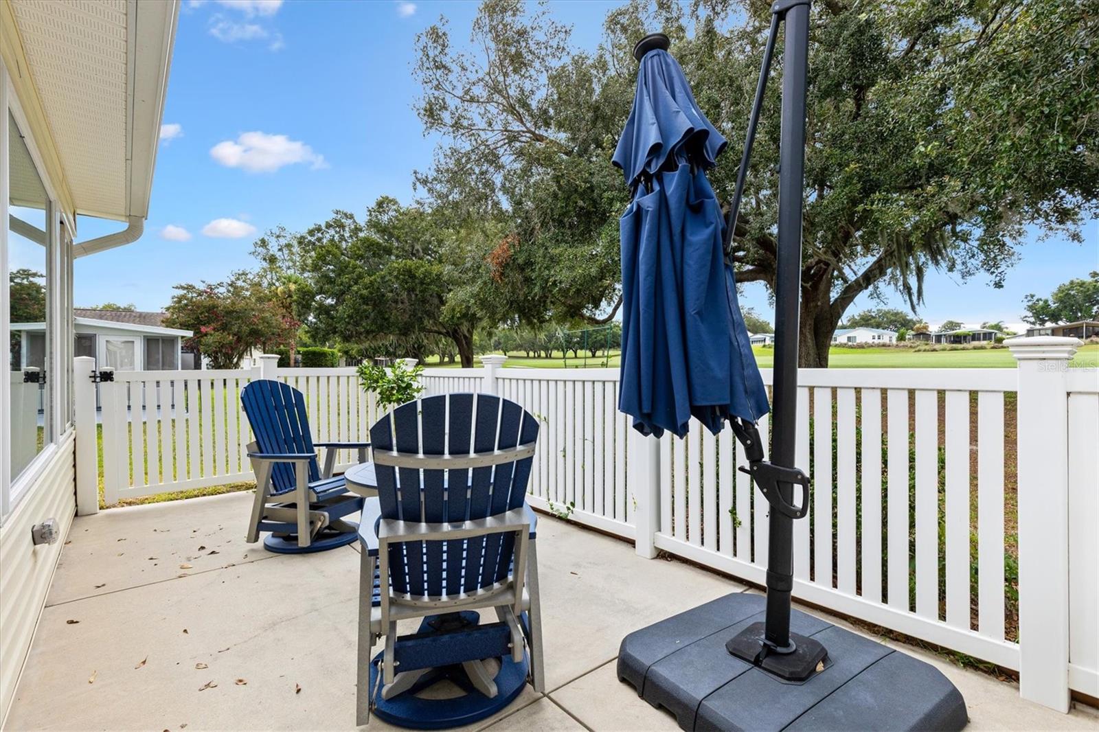 LADY LAKE ORANGE BLOSSOM GARDENS UNIT 10 - Residential