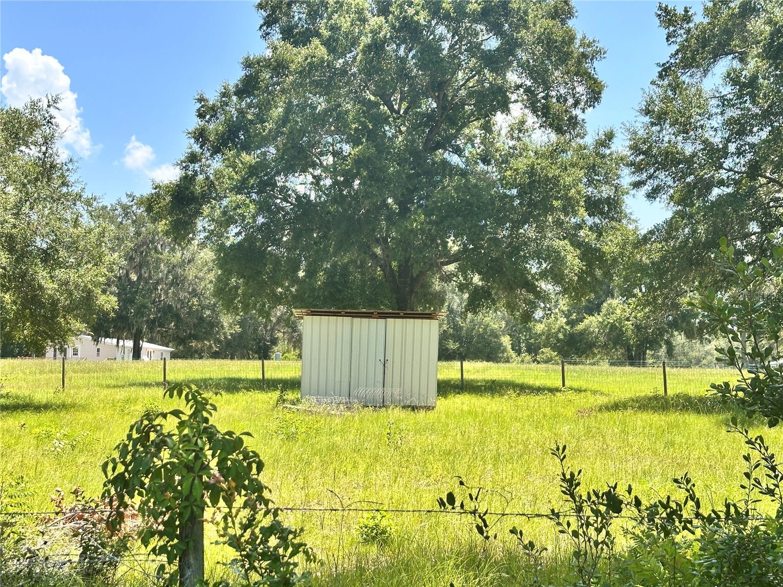CARDINAL FARMS - Residential