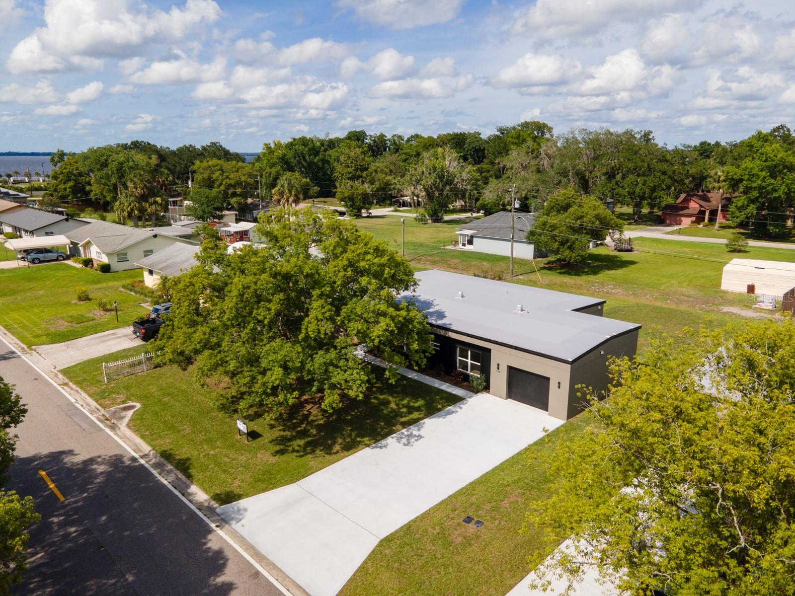 WOLFERS LAKE VIEW TERRACE - Residential