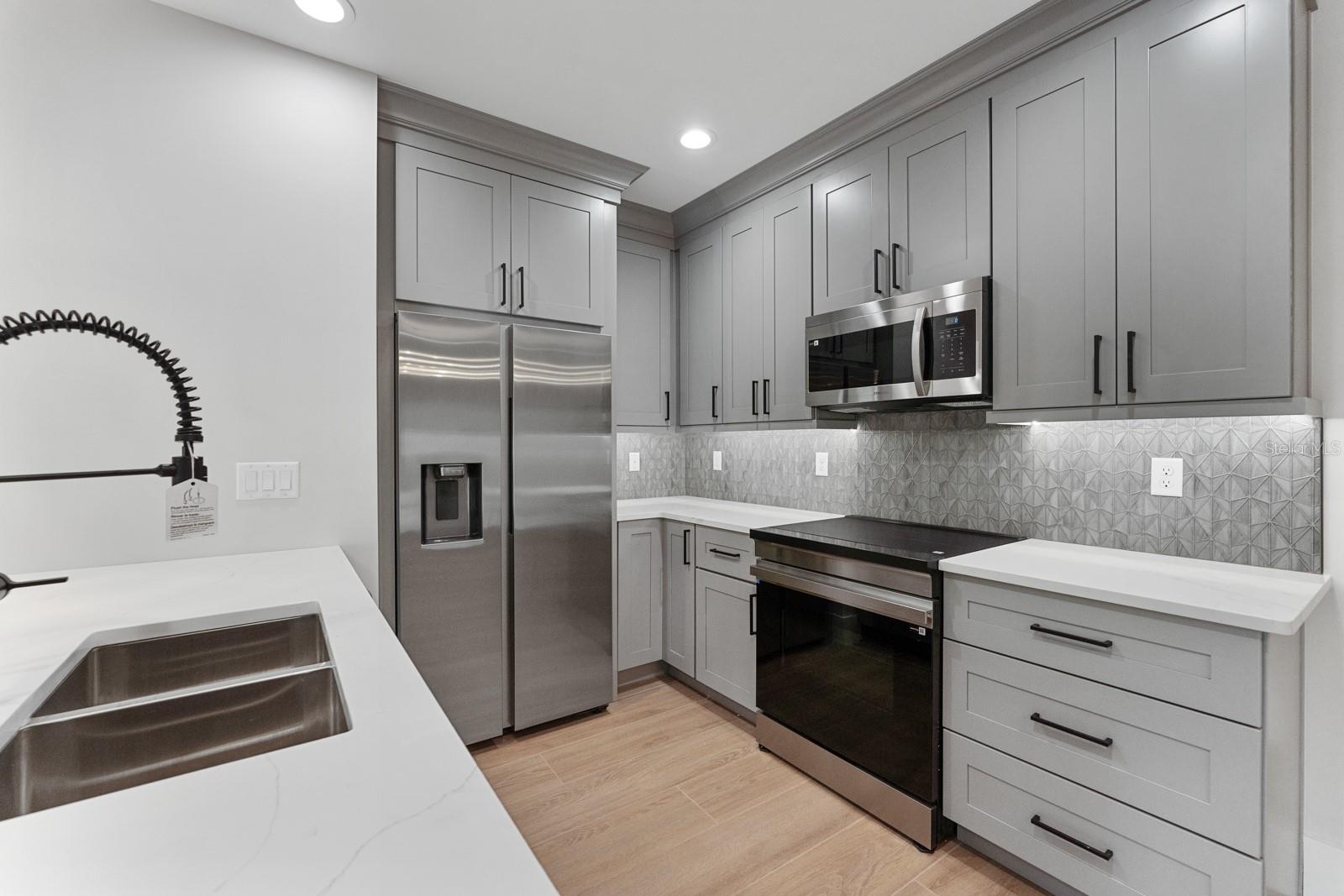 WOLFERS LAKE VIEW TERRACE - Residential