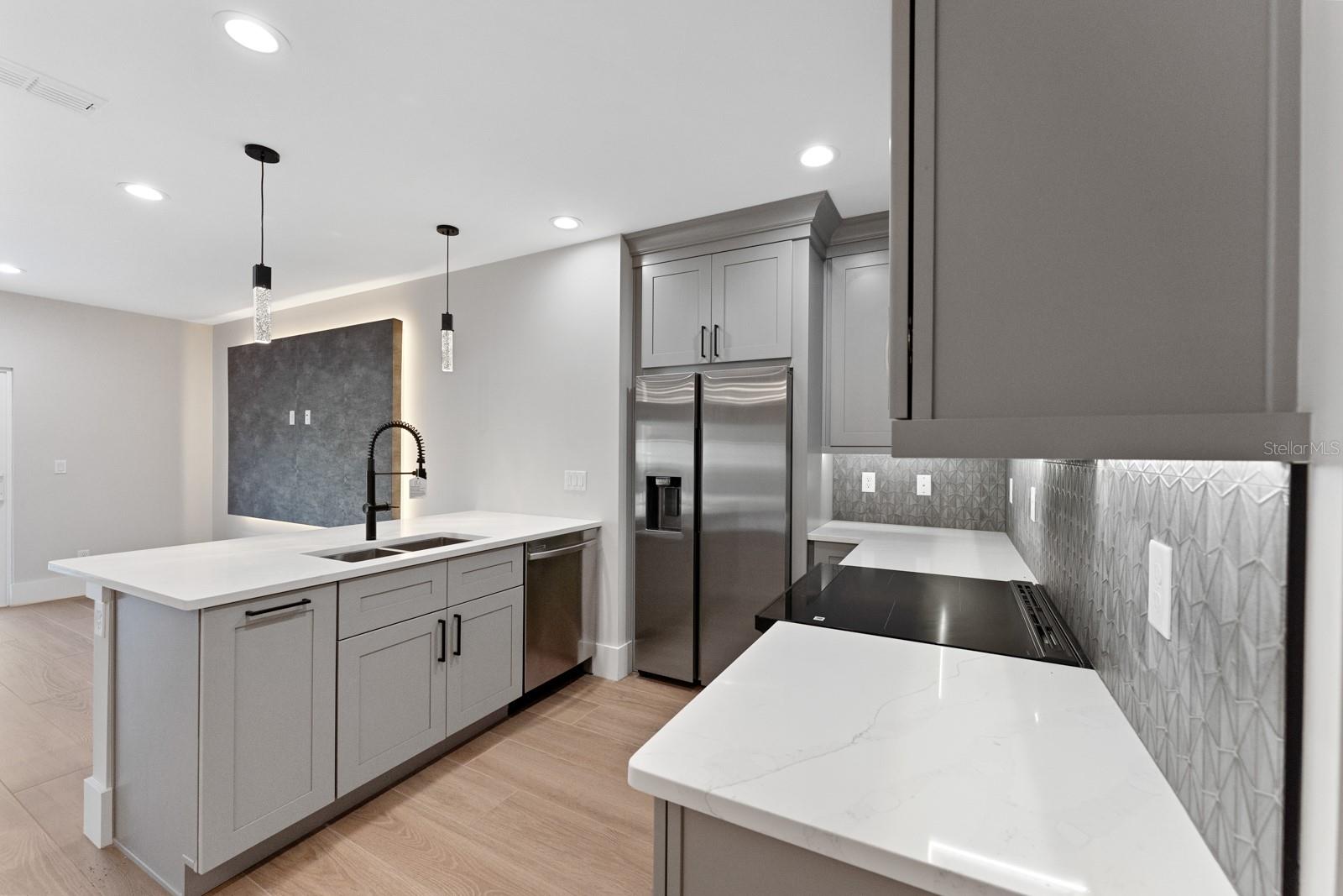 WOLFERS LAKE VIEW TERRACE - Residential
