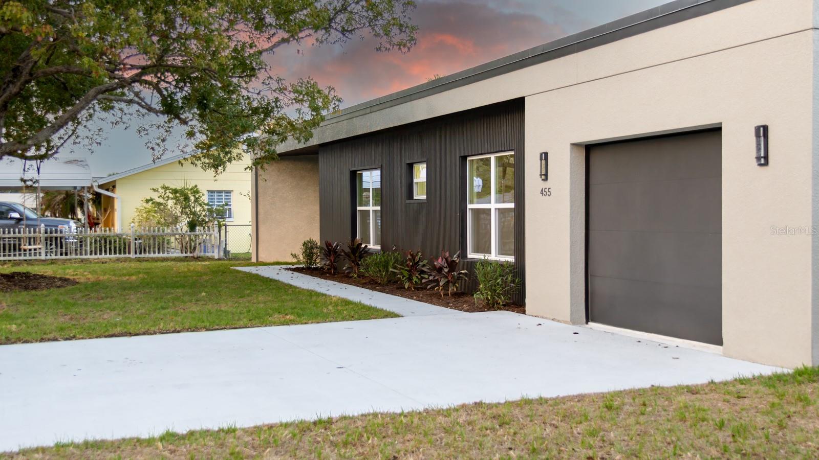 WOLFERS LAKE VIEW TERRACE - Residential