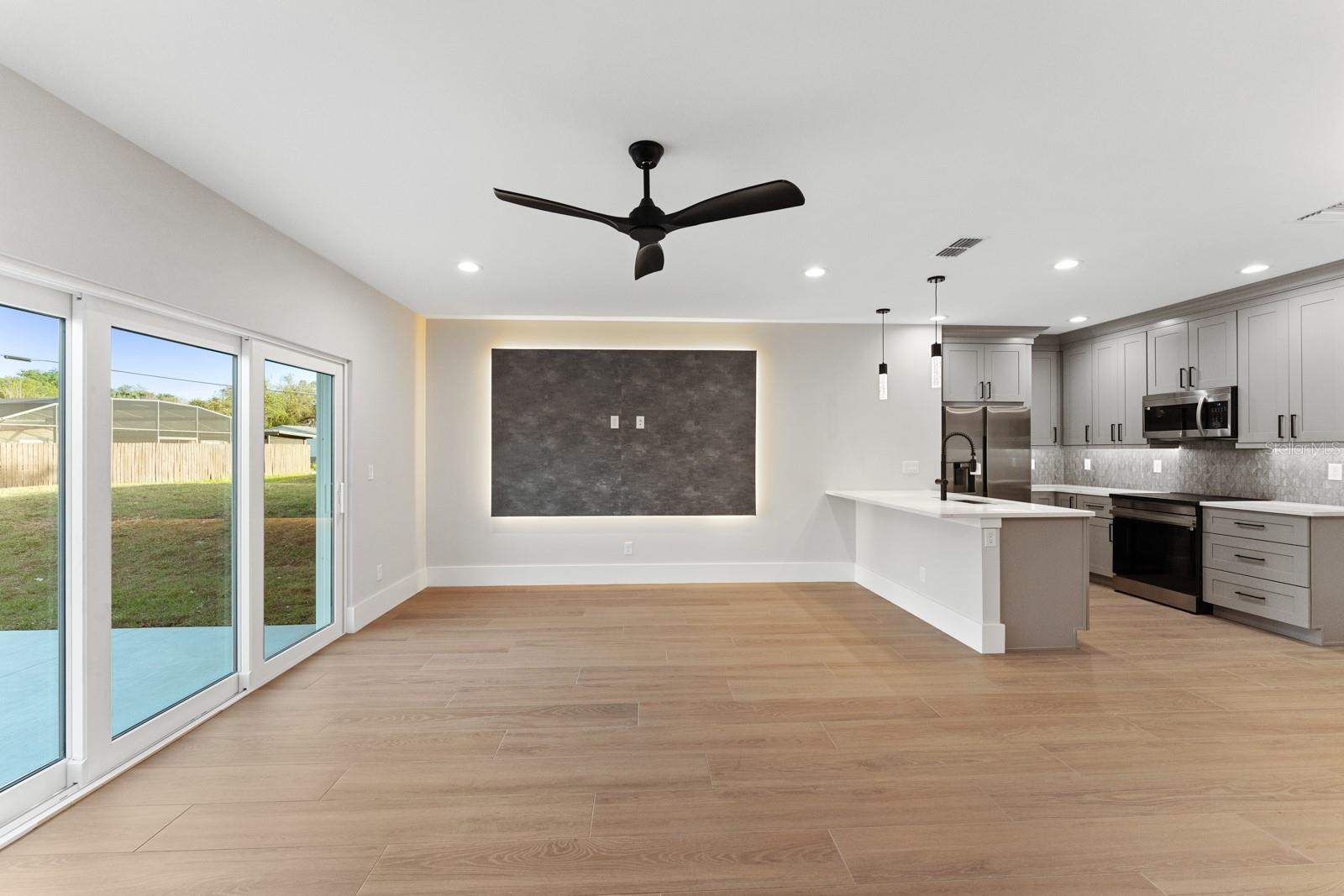 WOLFERS LAKE VIEW TERRACE - Residential