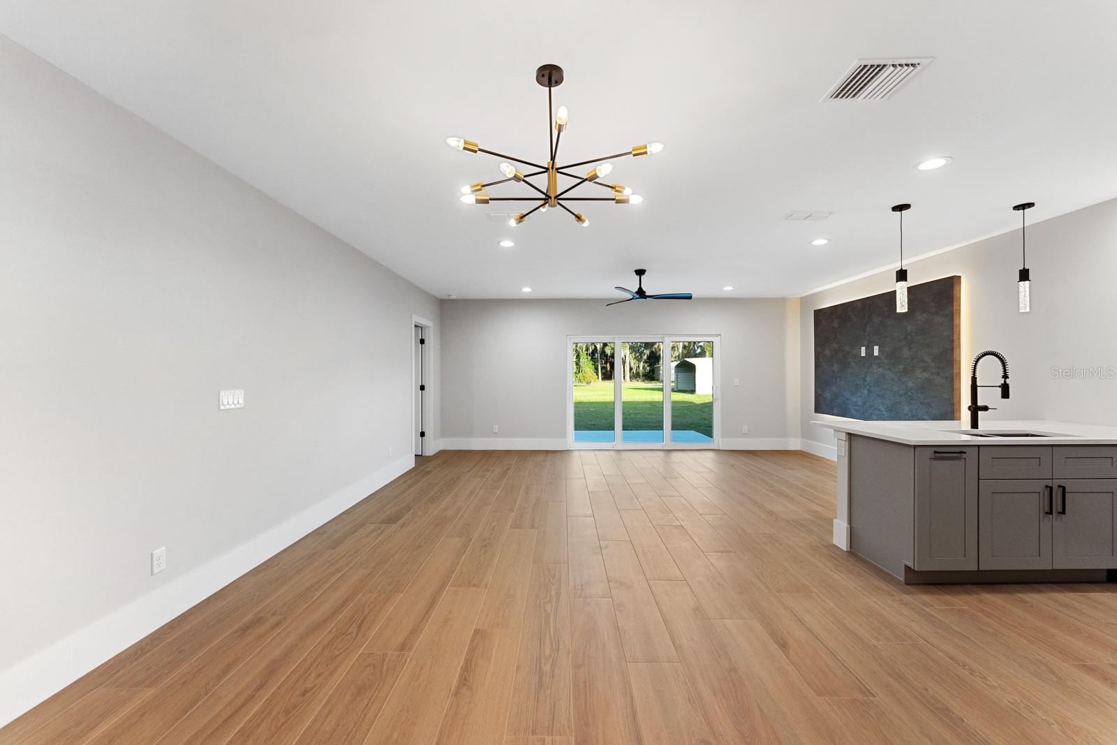 WOLFERS LAKE VIEW TERRACE - Residential
