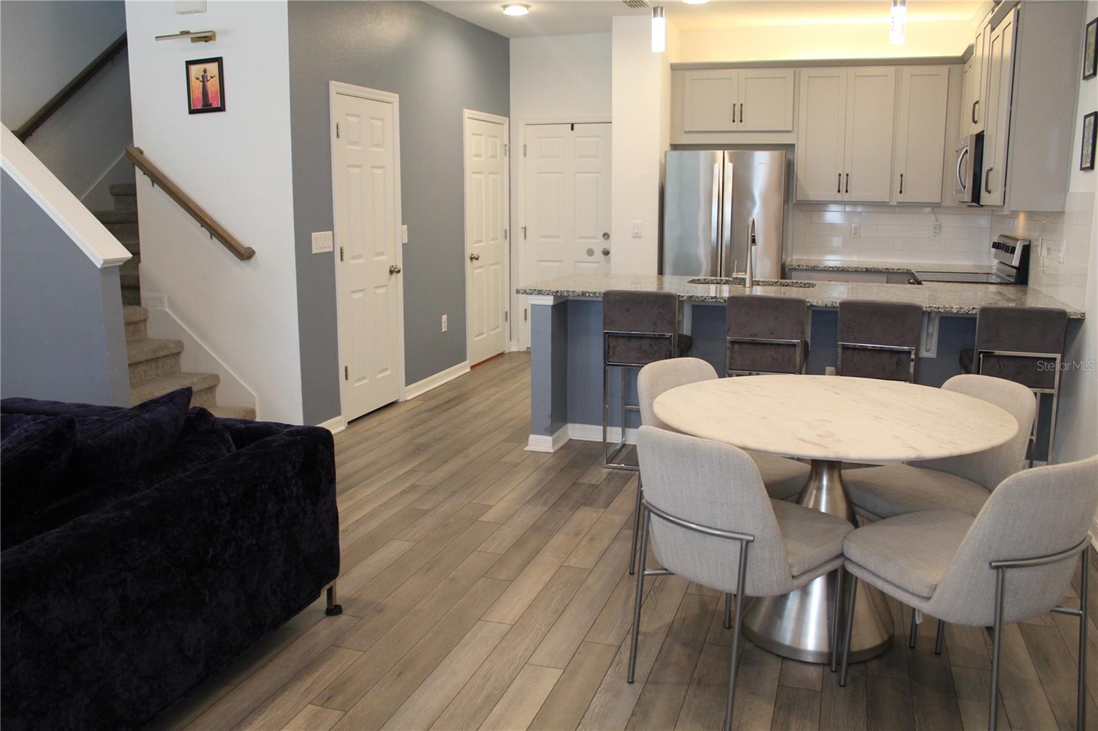 RANDAL WALK - Residential Lease