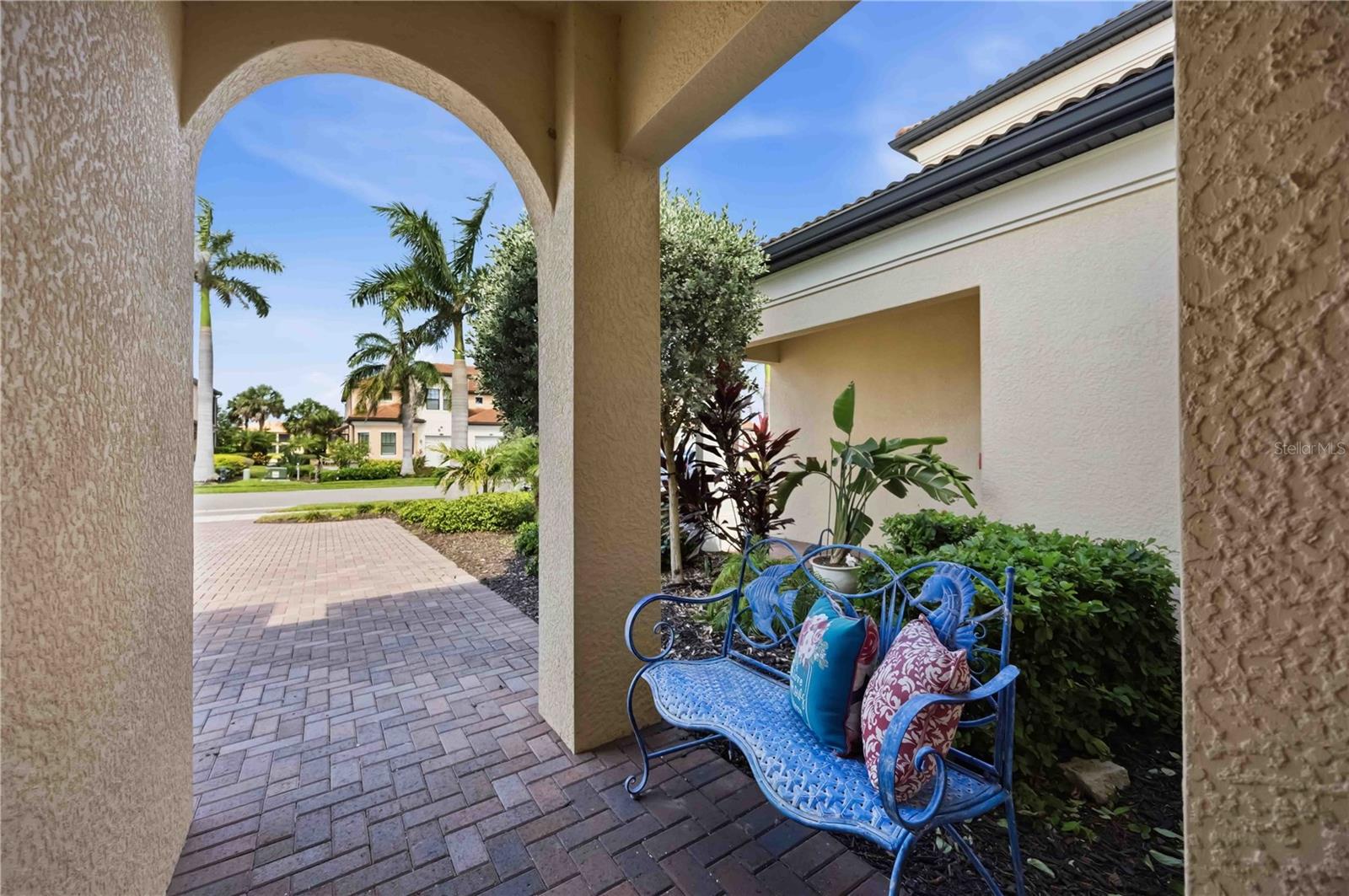 SARASOTA NATIONAL - Residential