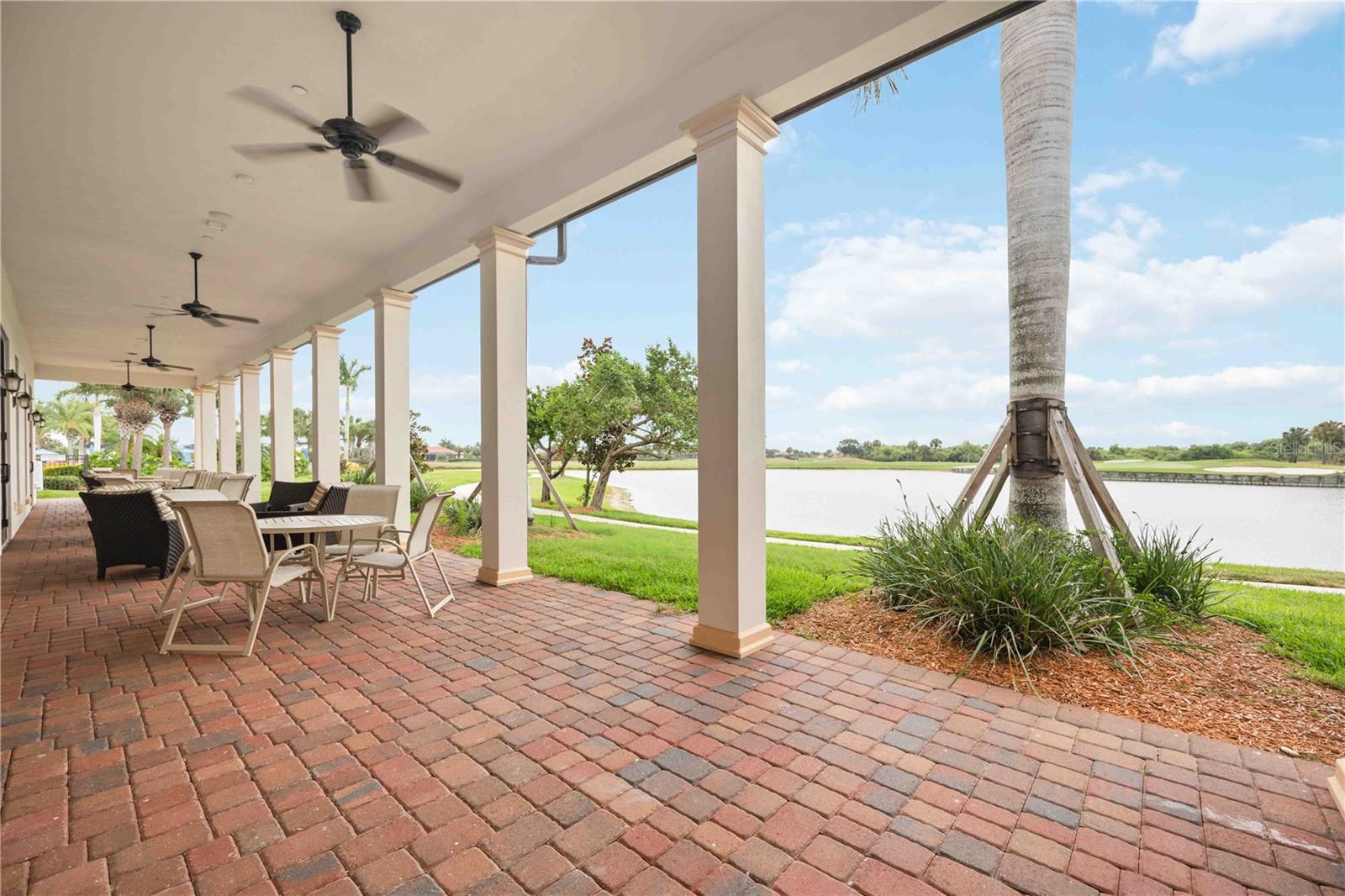 SARASOTA NATIONAL - Residential