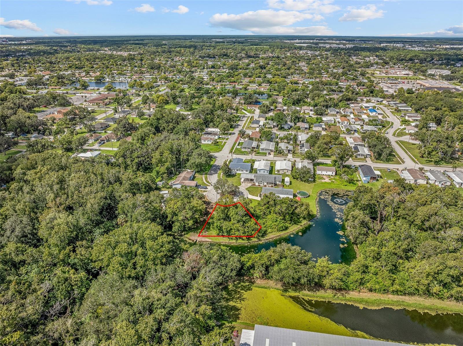 OAK BLUFF - Land