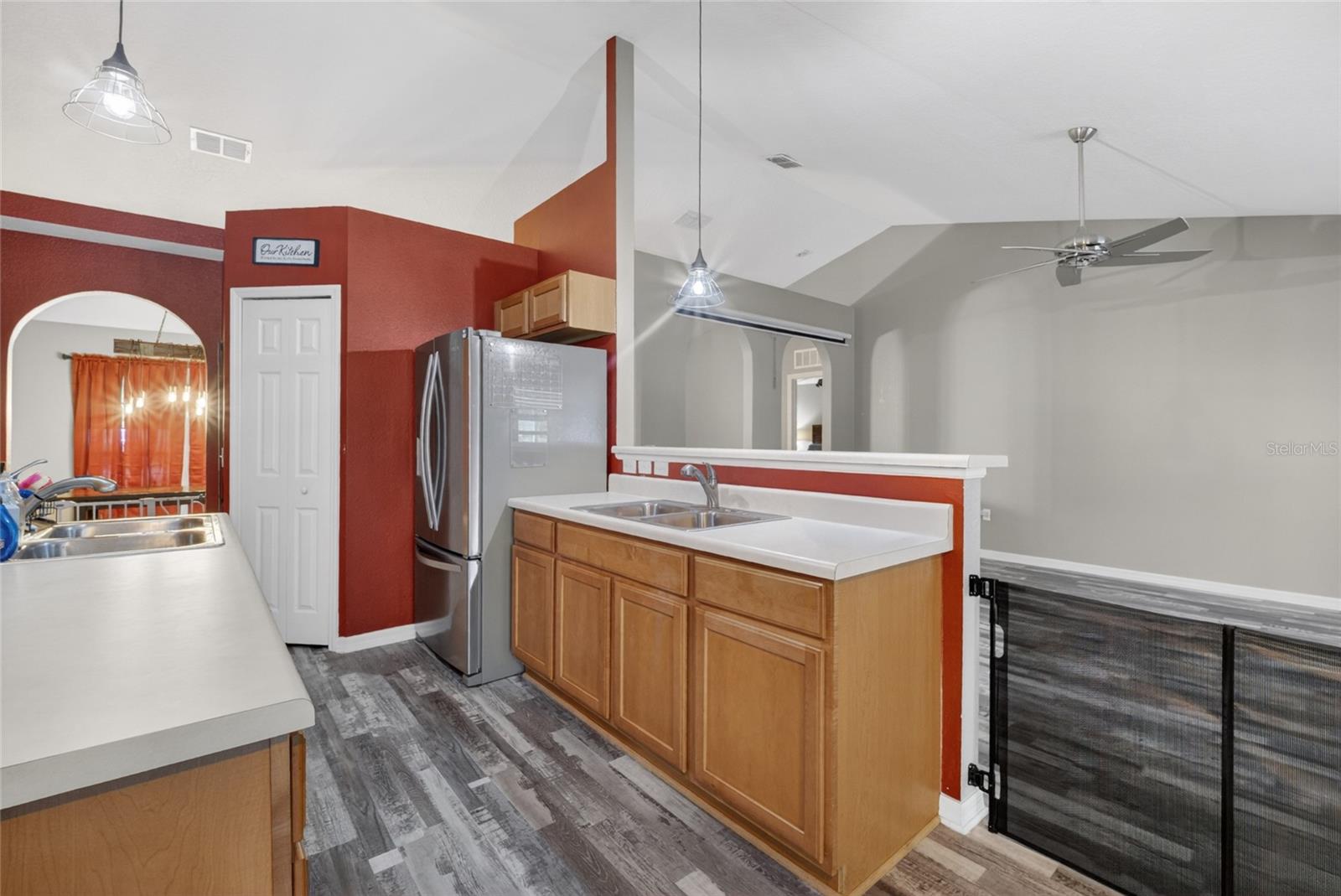 RAINBOW ACRES UN 04 02 & 03 - Residential