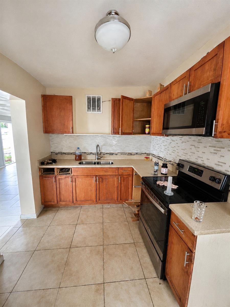 OAK TERRACE - Residential