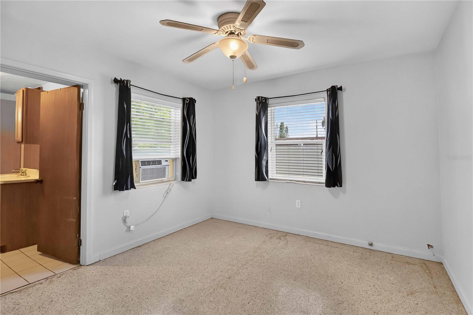 PARK ACRES - Residential