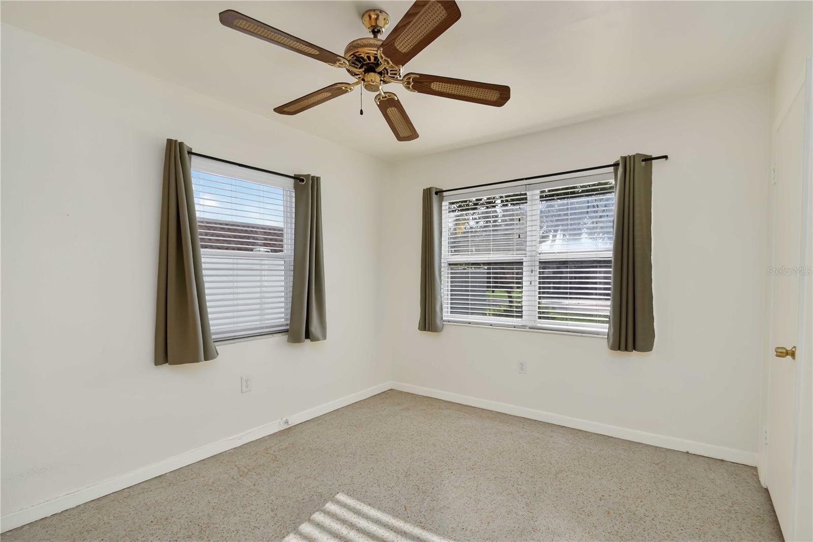PARK ACRES - Residential