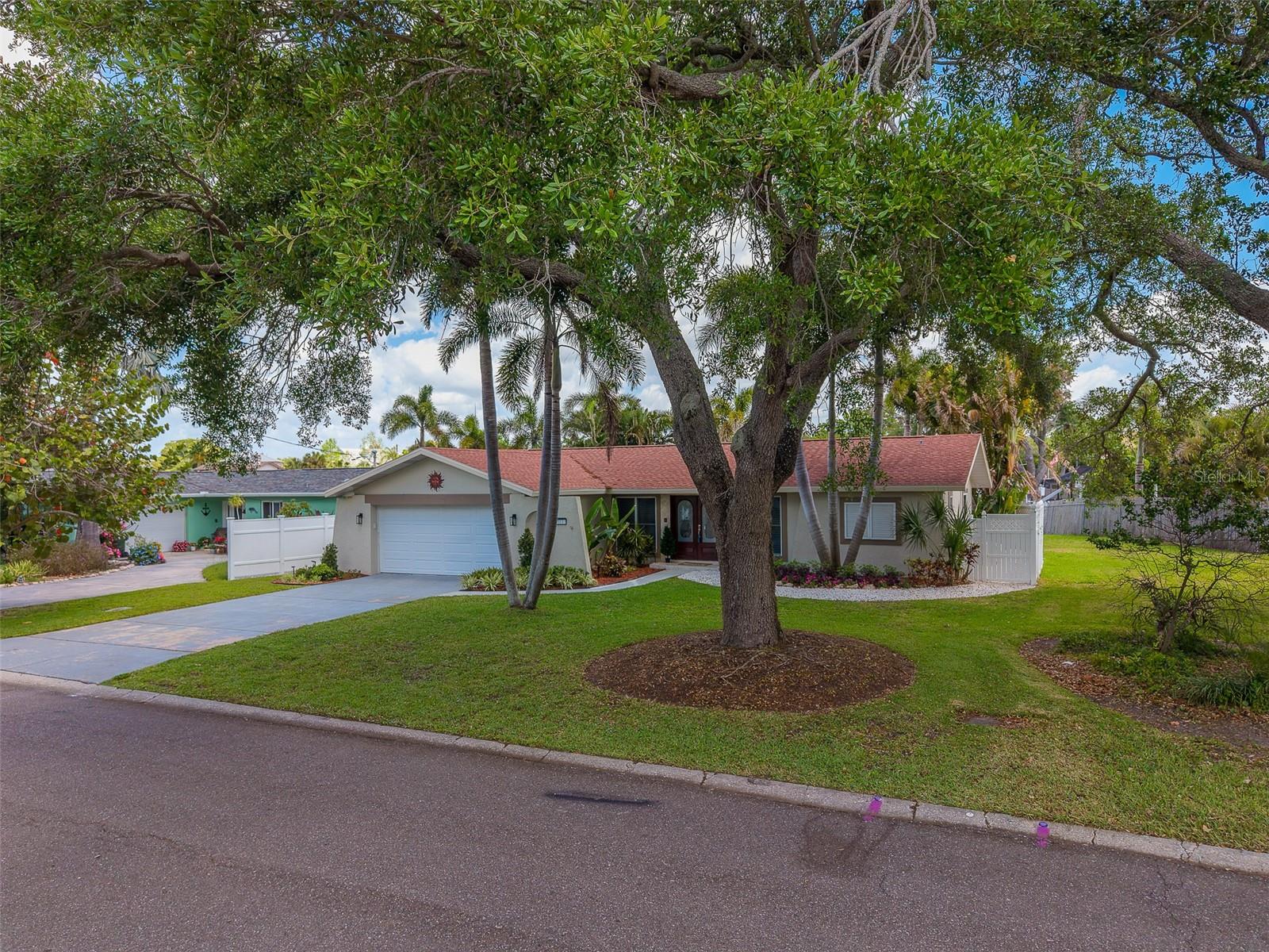 HARBOR HILLS 2ND ADD - Residential