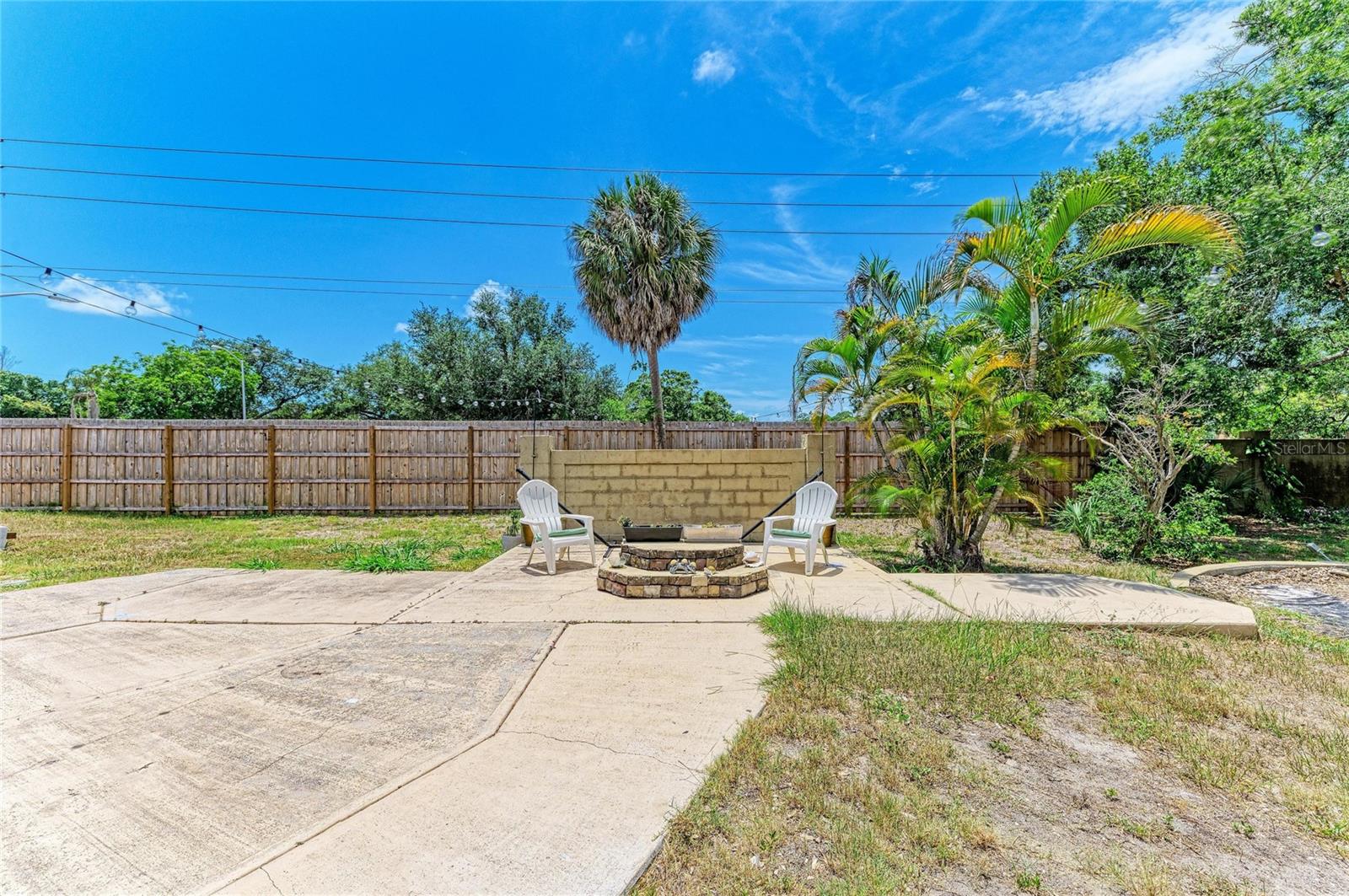 LOCKWOOD MEADOWS - Residential