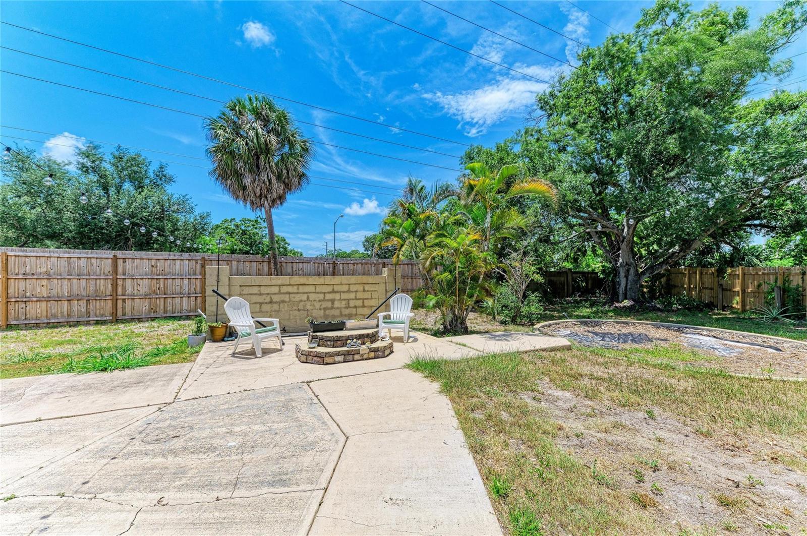 LOCKWOOD MEADOWS - Residential