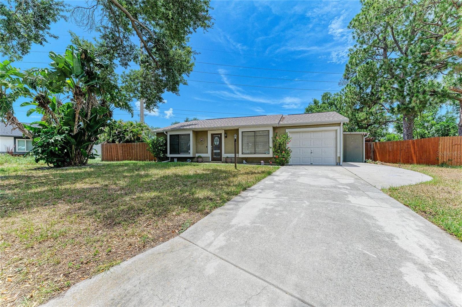 LOCKWOOD MEADOWS - Residential