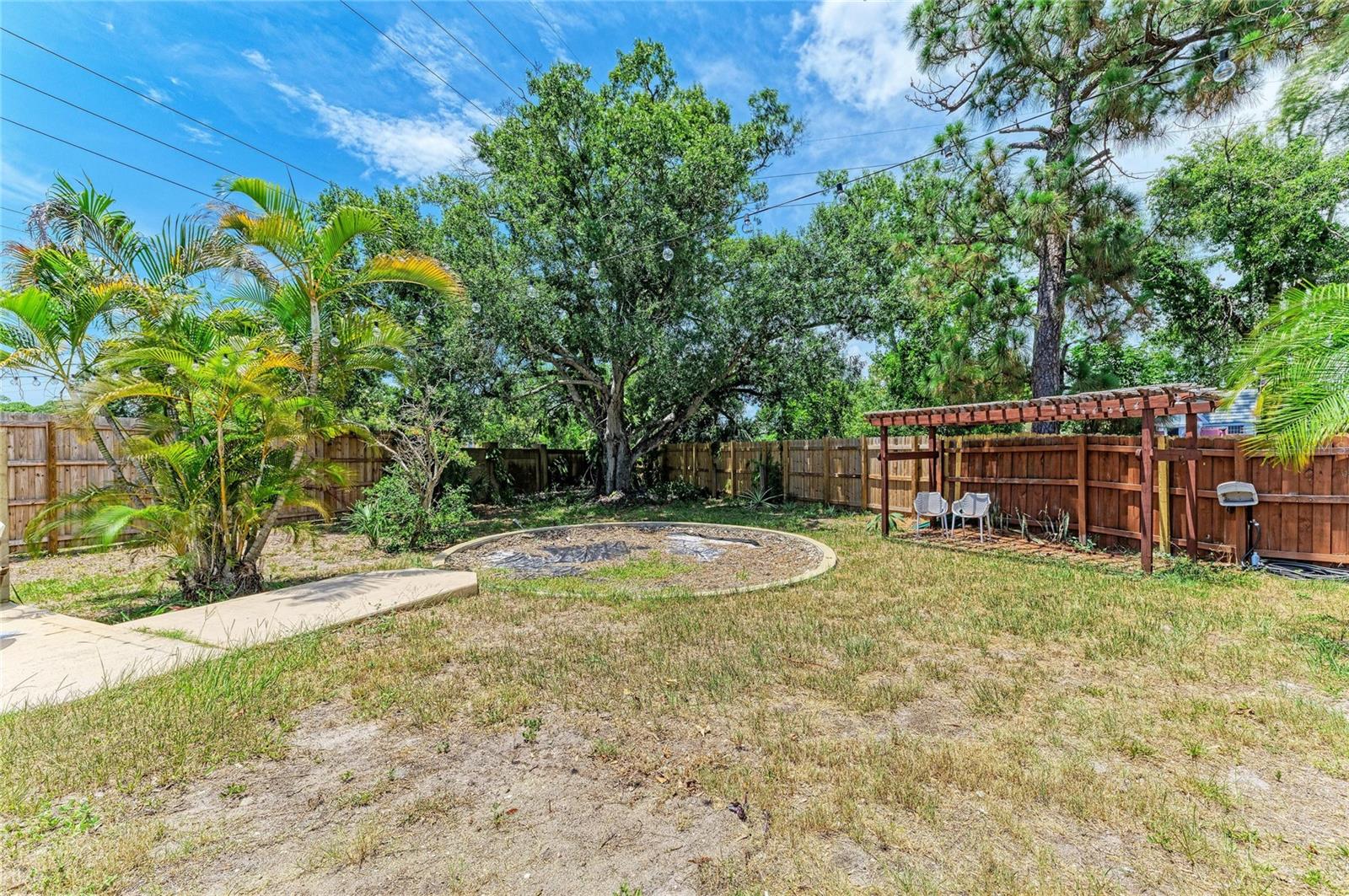 LOCKWOOD MEADOWS - Residential