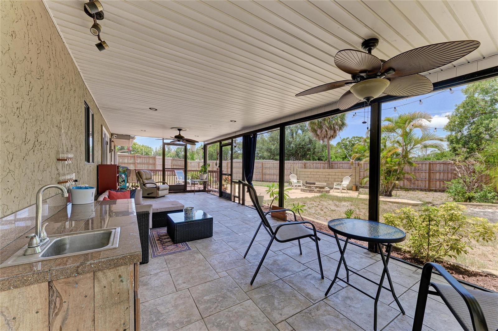 LOCKWOOD MEADOWS - Residential