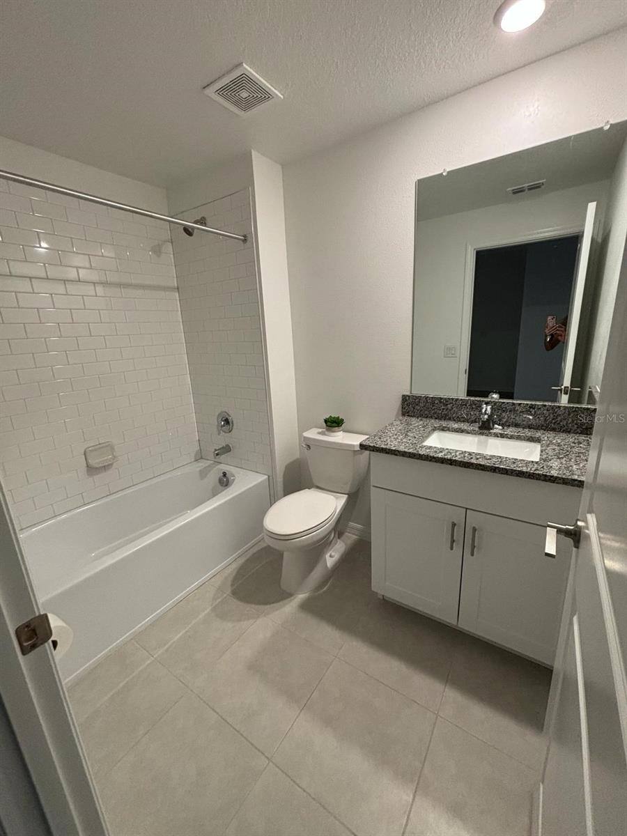 MIRADA TOWNHOMES - Residential Lease