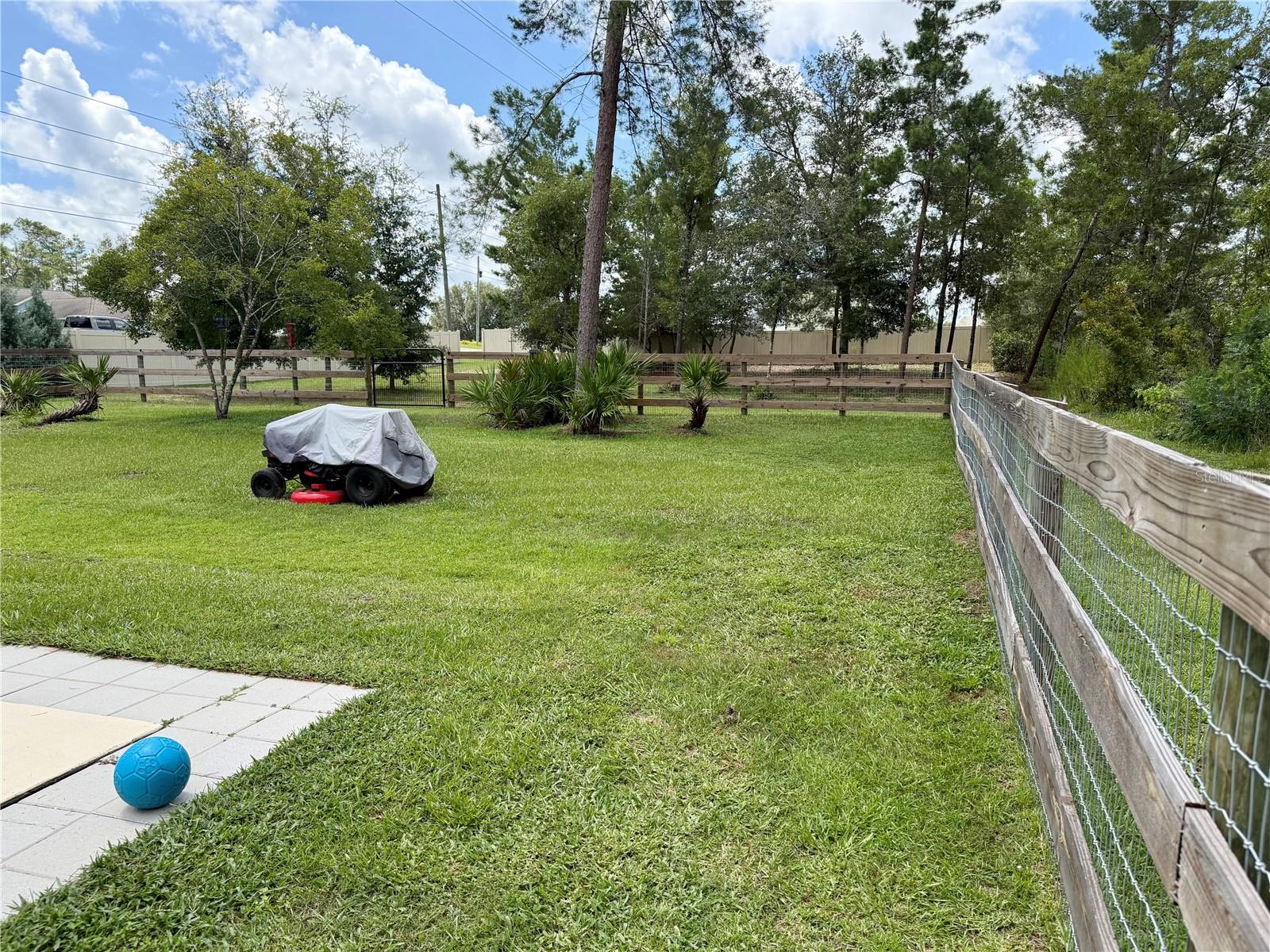 KINGSLAND COUNTRY ESTATE - Residential