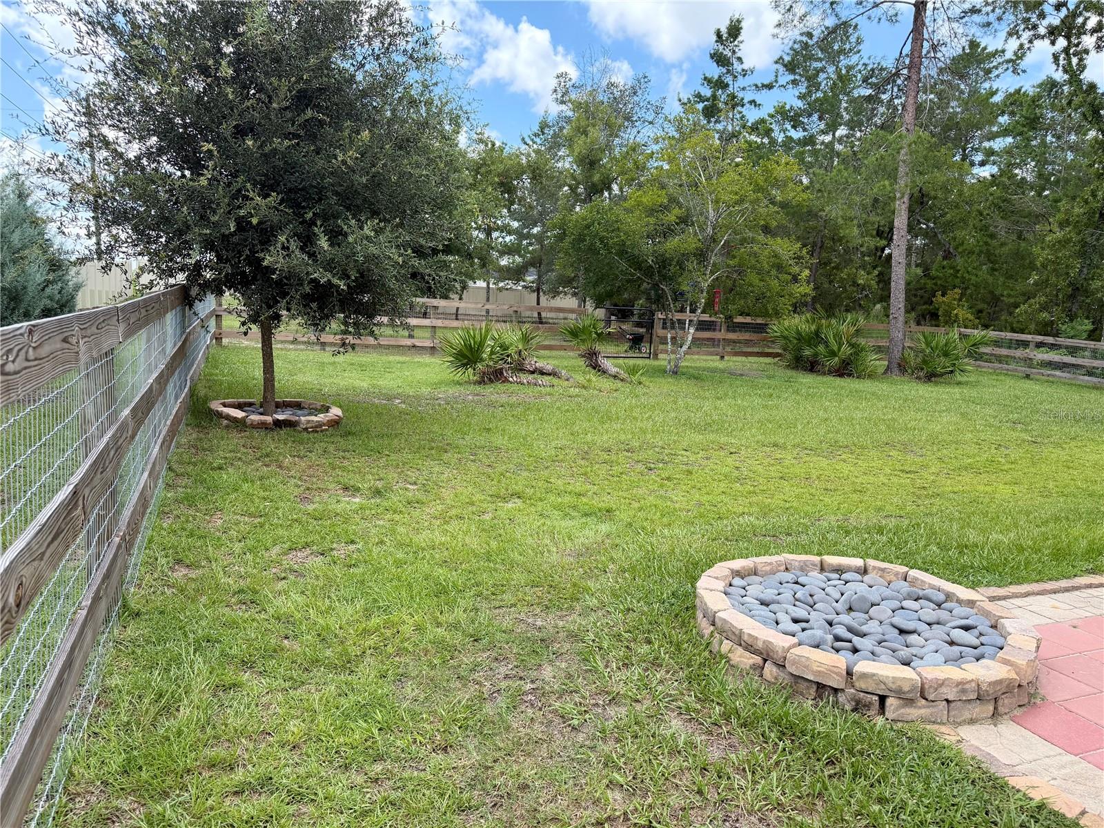 KINGSLAND COUNTRY ESTATE - Residential