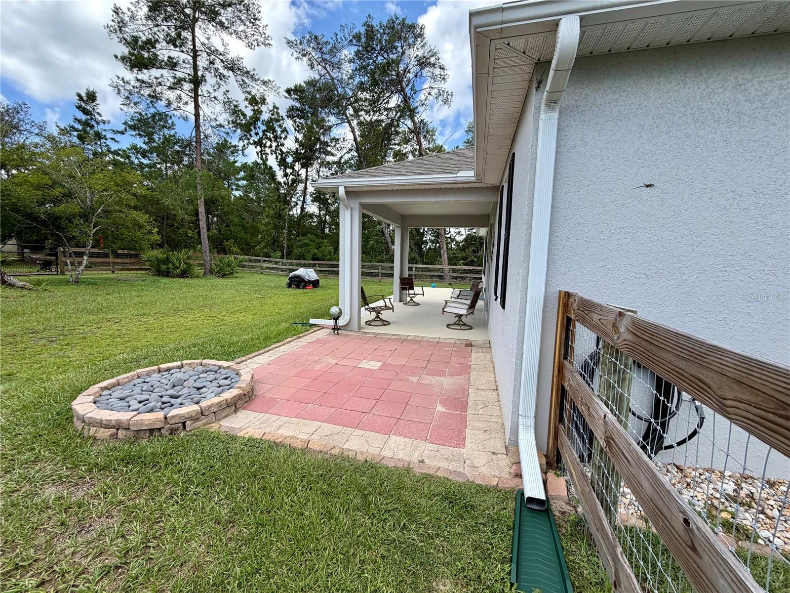 KINGSLAND COUNTRY ESTATE - Residential