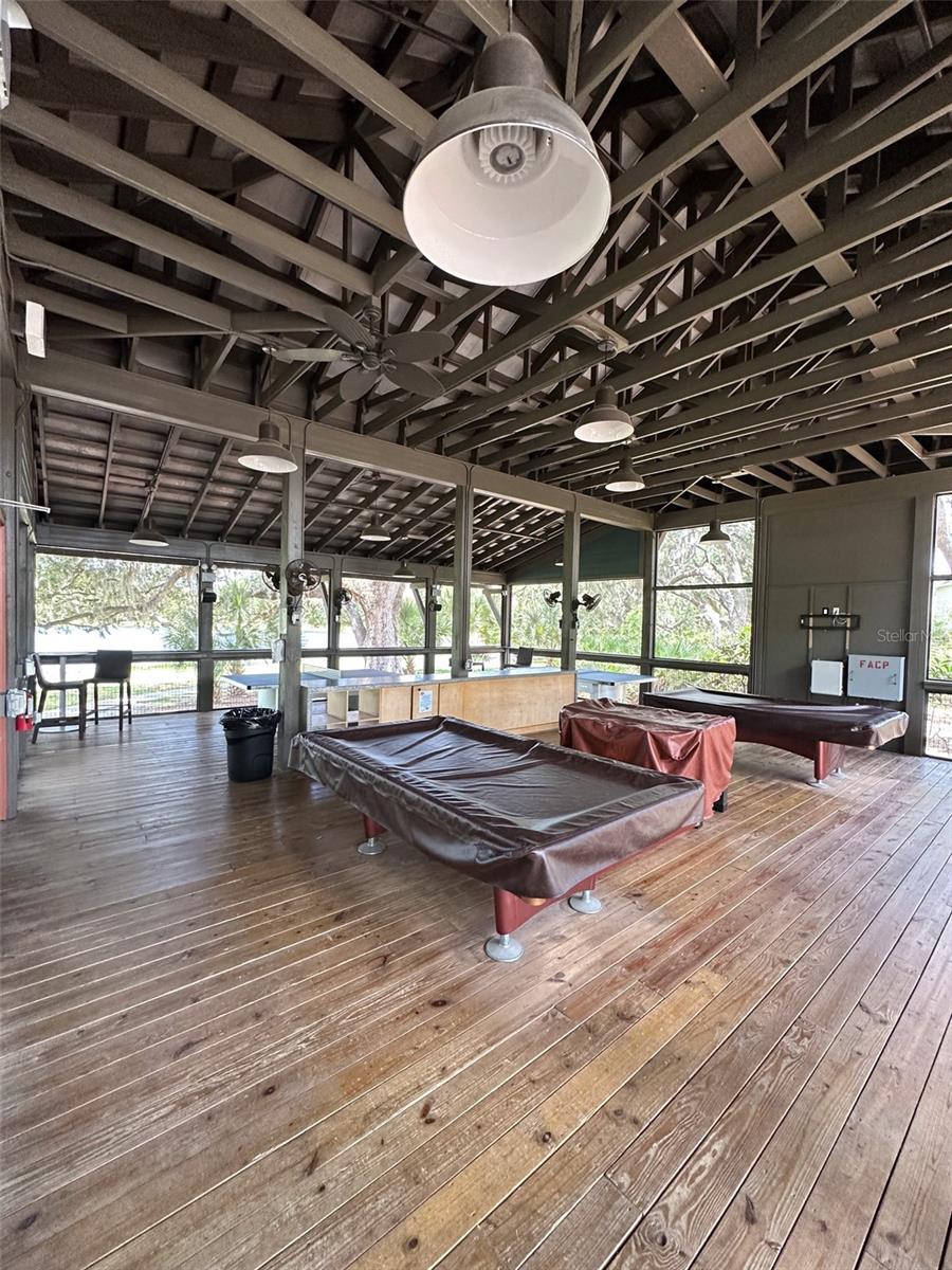FISHHAWK RANCH WEST TWNHMS - Residential