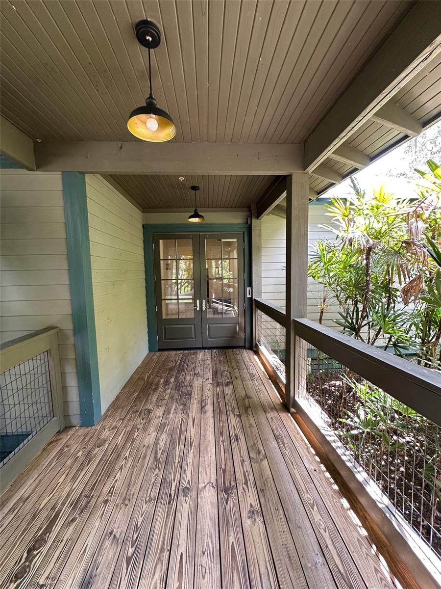 FISHHAWK RANCH WEST TWNHMS - Residential