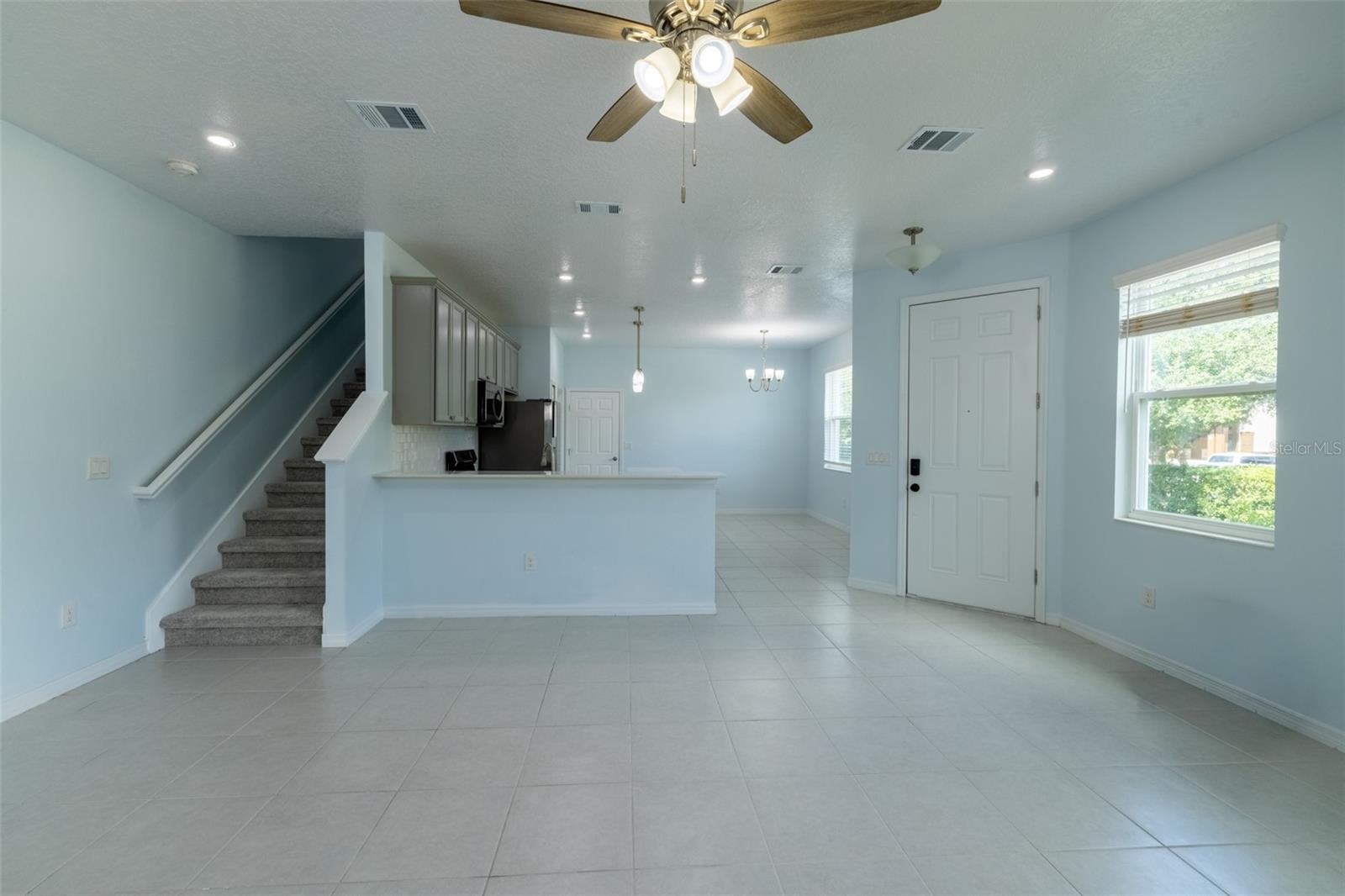 FISHHAWK RANCH WEST TWNHMS - Residential