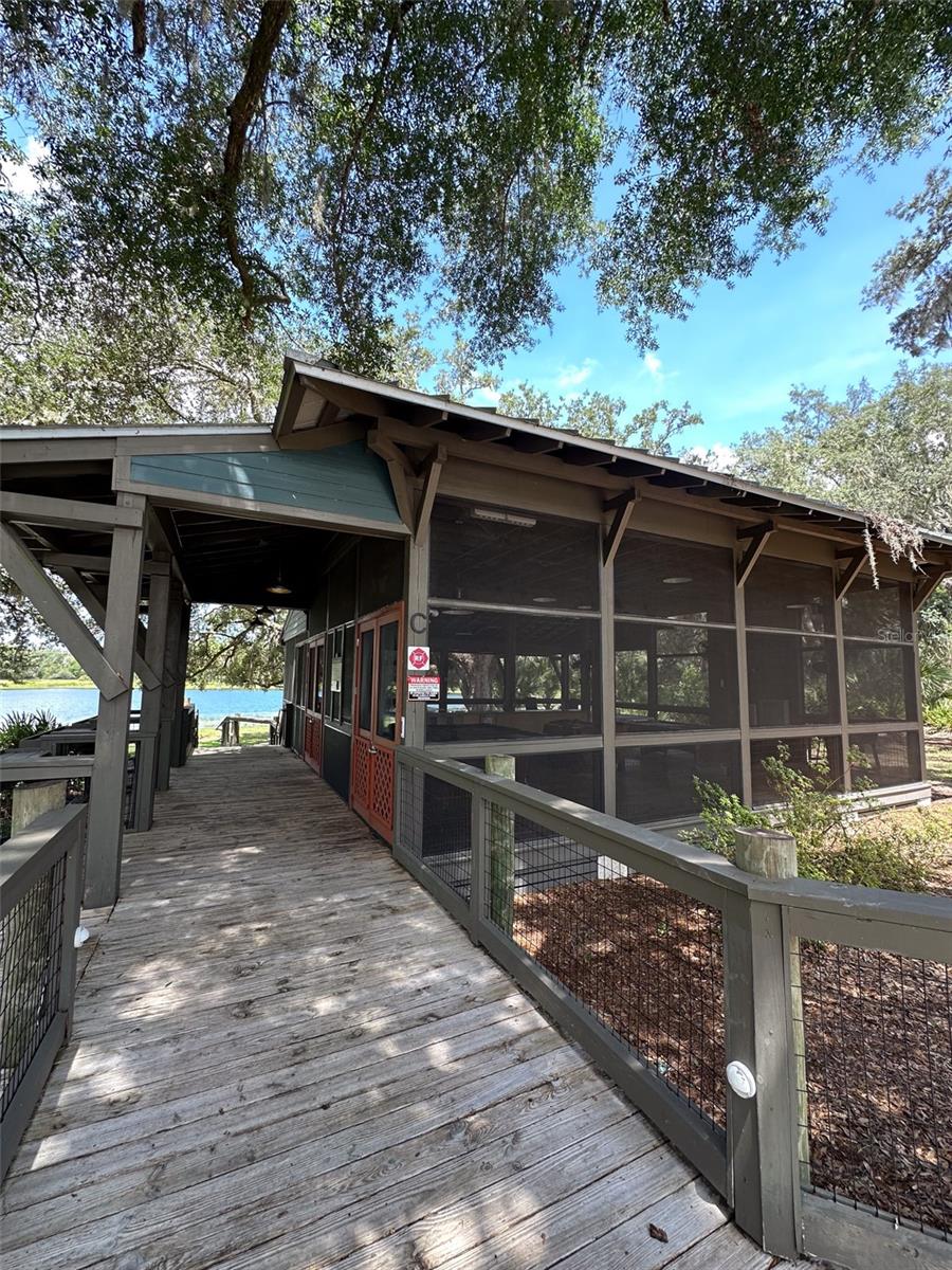 FISHHAWK RANCH WEST TWNHMS - Residential