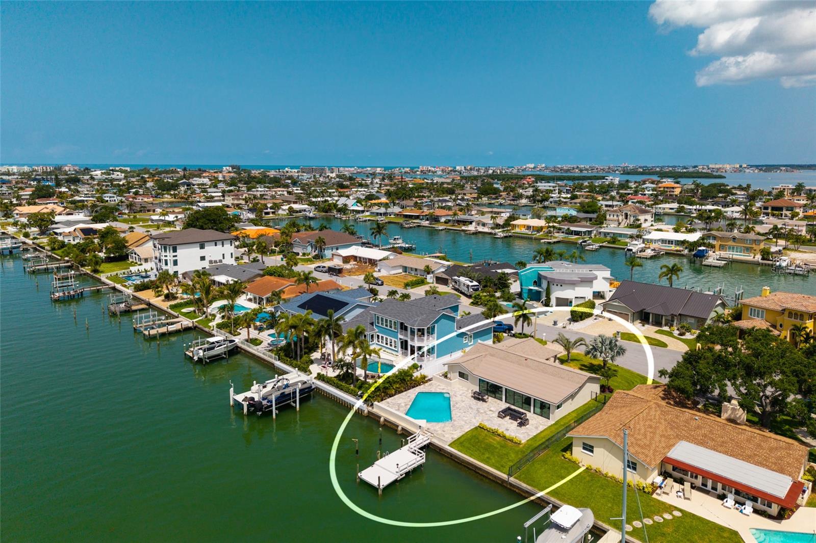 CAPRI ISLE - Residential