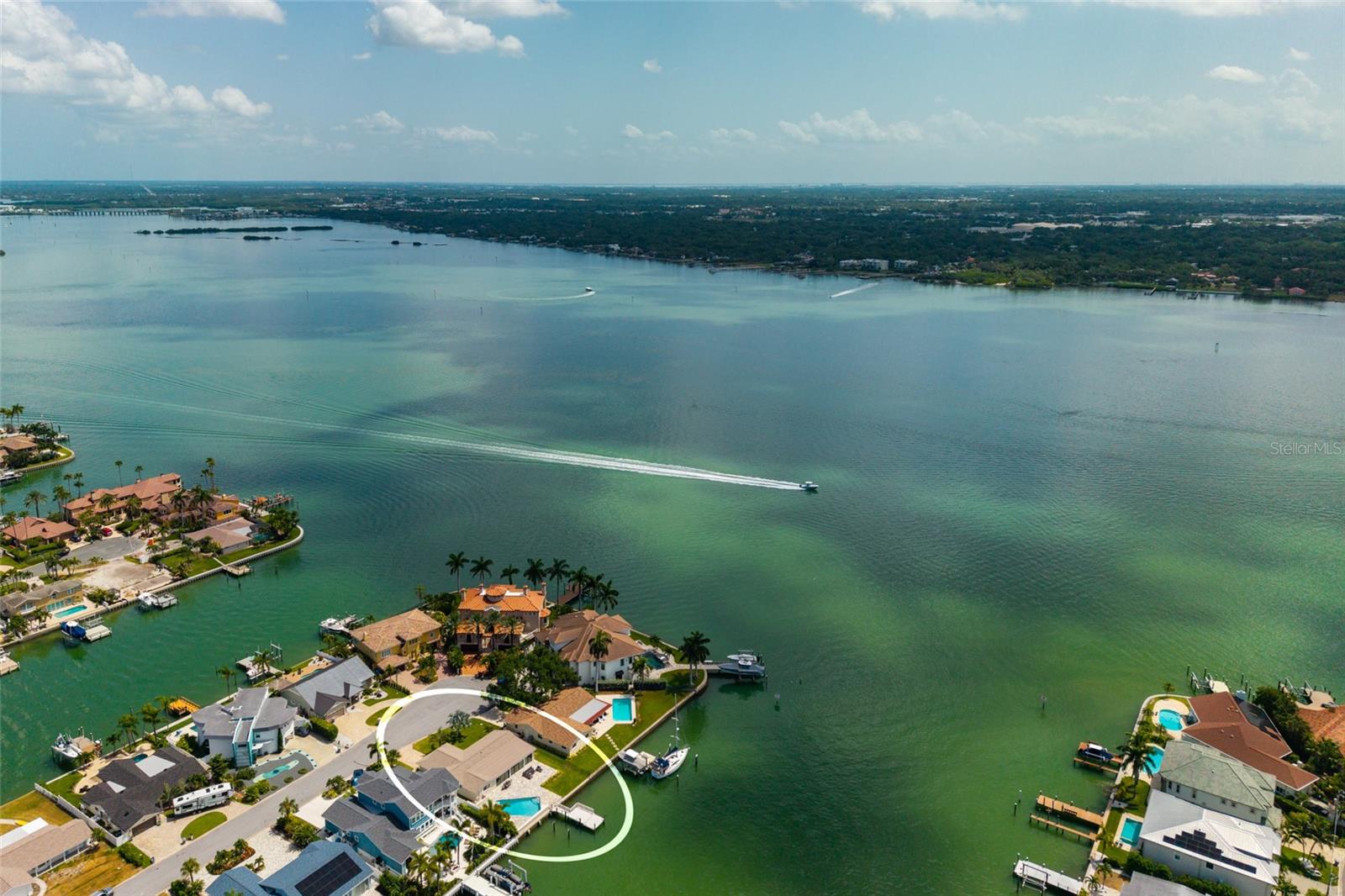 CAPRI ISLE - Residential