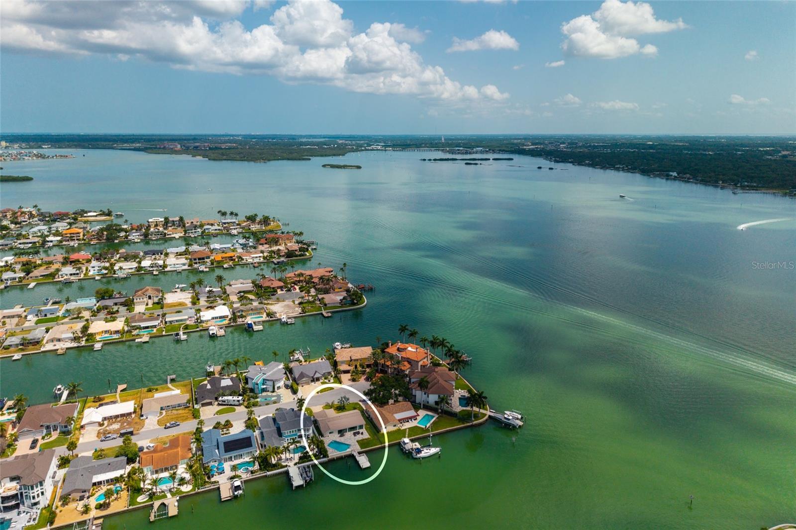CAPRI ISLE - Residential