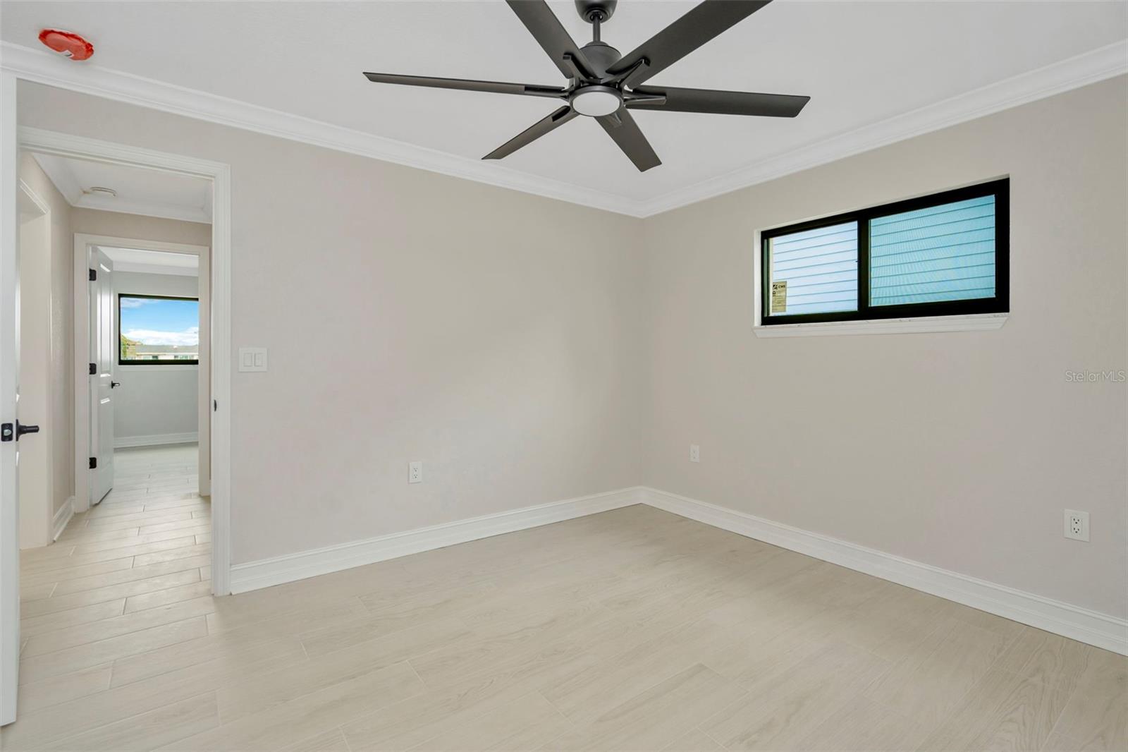 CAPRI ISLE - Residential