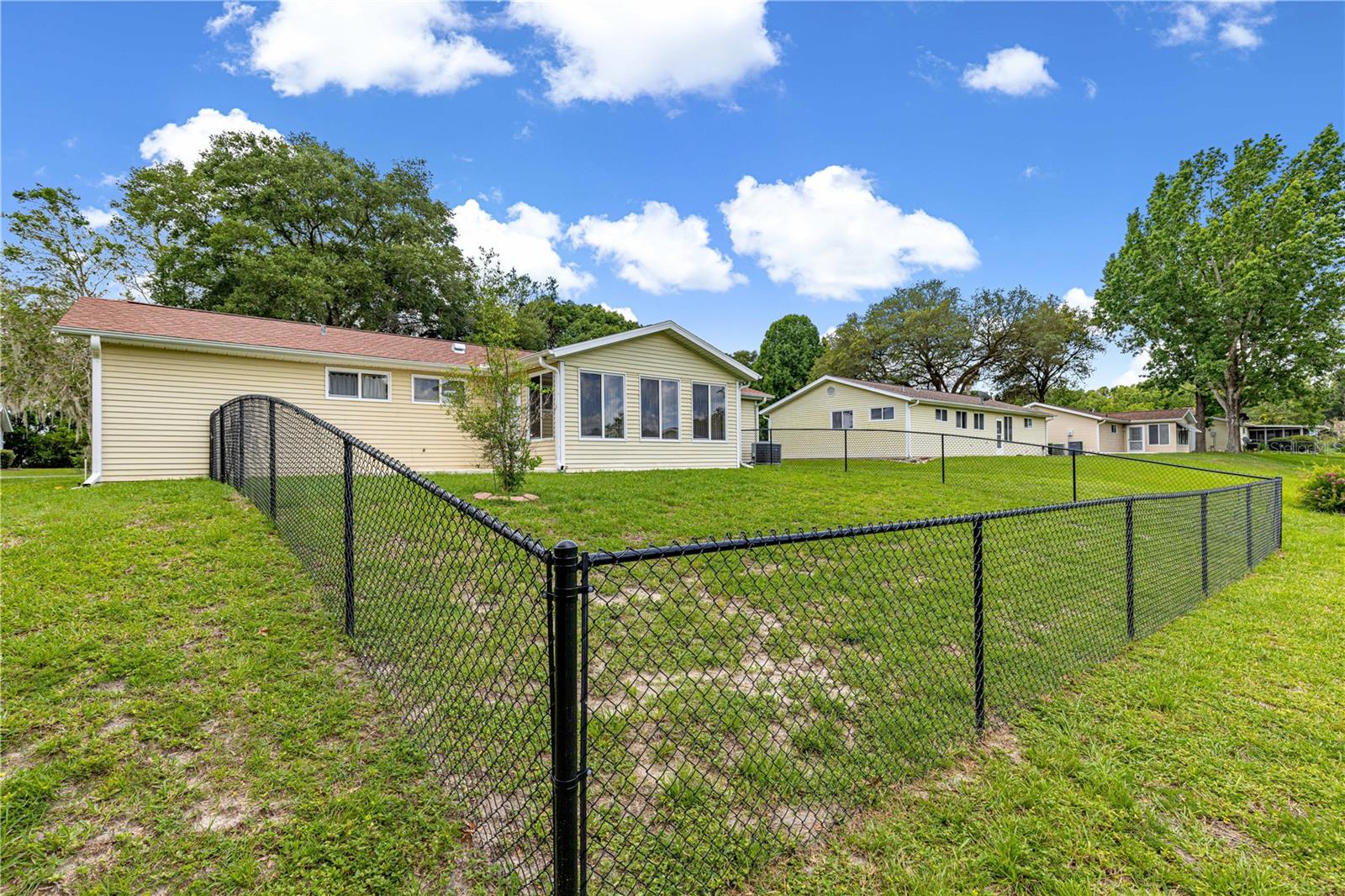 OAK RUN NBRHD 04 - Residential