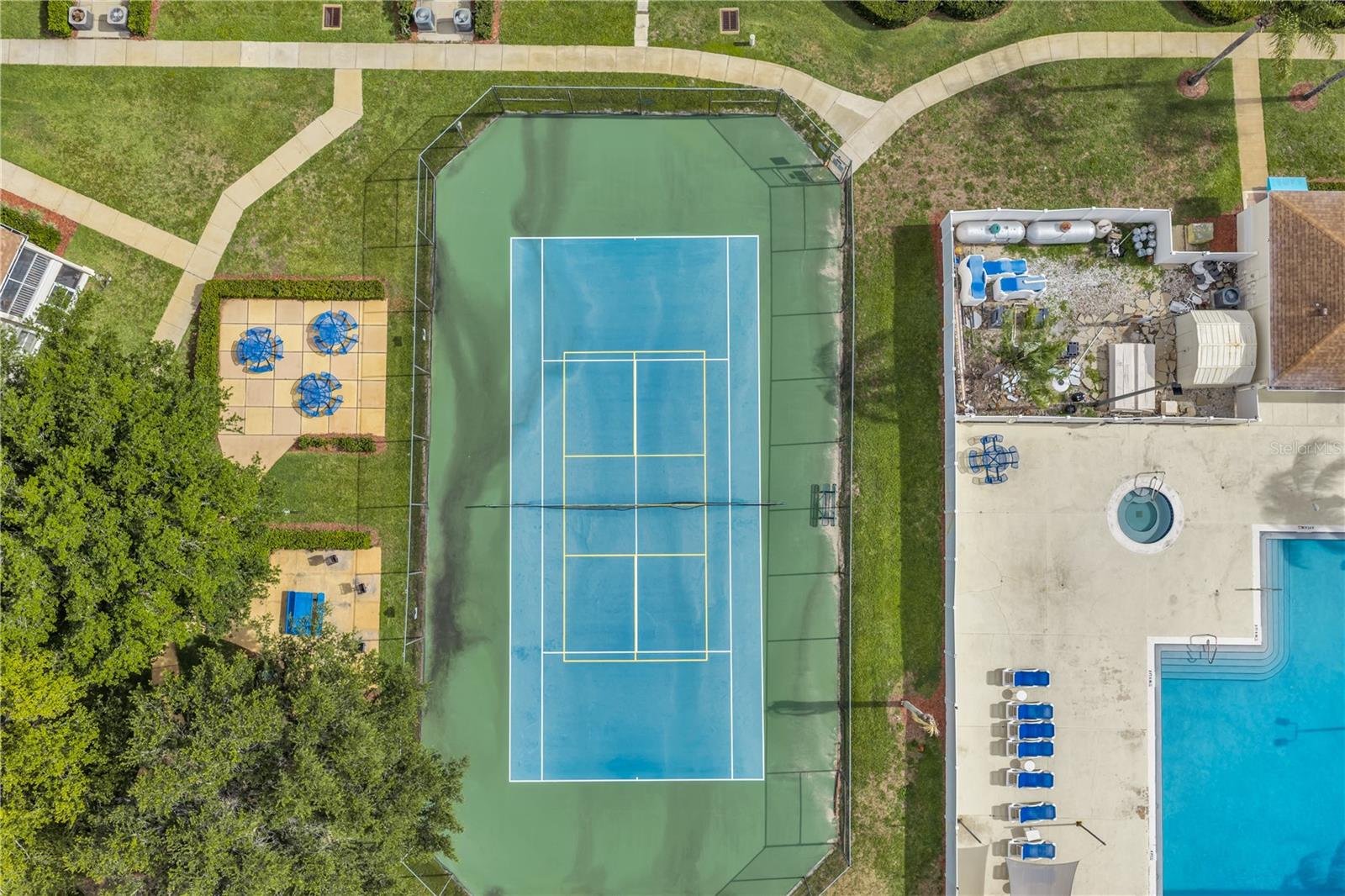 GRAND PALMS CONDO 4 PH 1 - Residential