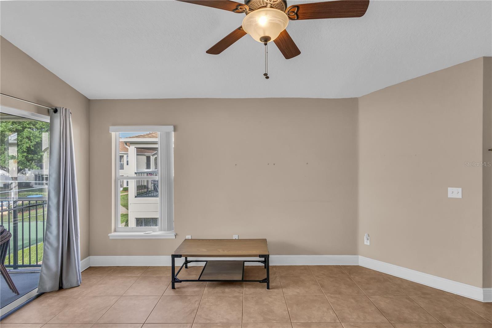 GRAND PALMS CONDO 4 PH 1 - Residential
