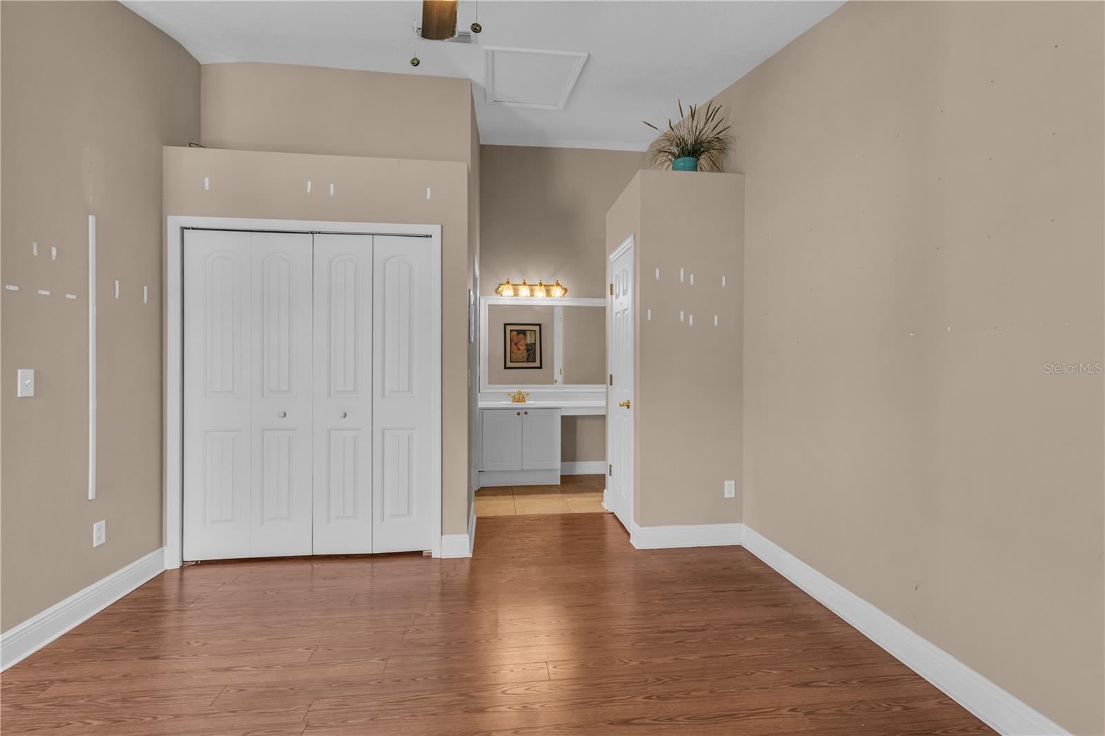 GRAND PALMS CONDO 4 PH 1 - Residential