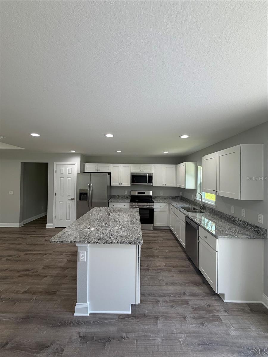 WALK-IN-WATER LAKE ESTATES - Residential