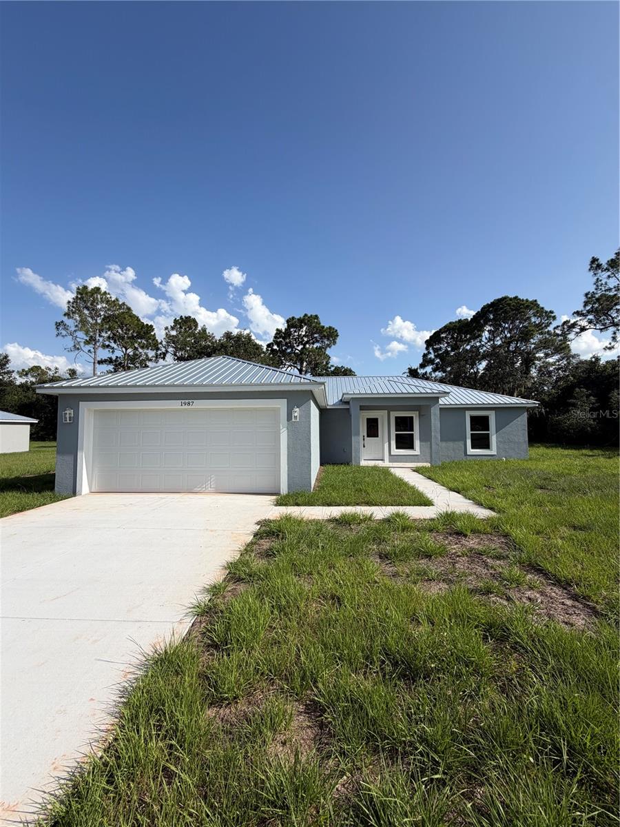 WALK-IN-WATER LAKE ESTATES - Residential