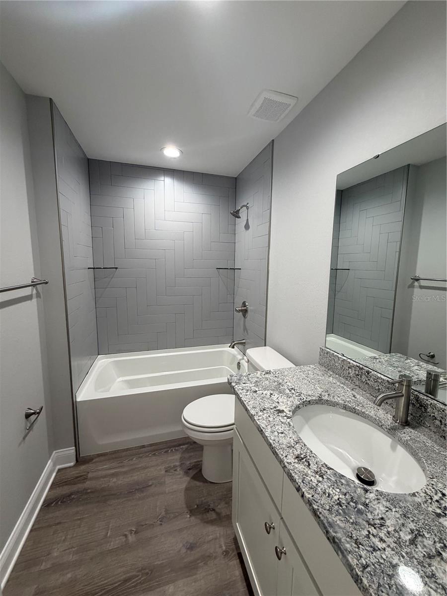 WALK-IN-WATER LAKE ESTATES - Residential