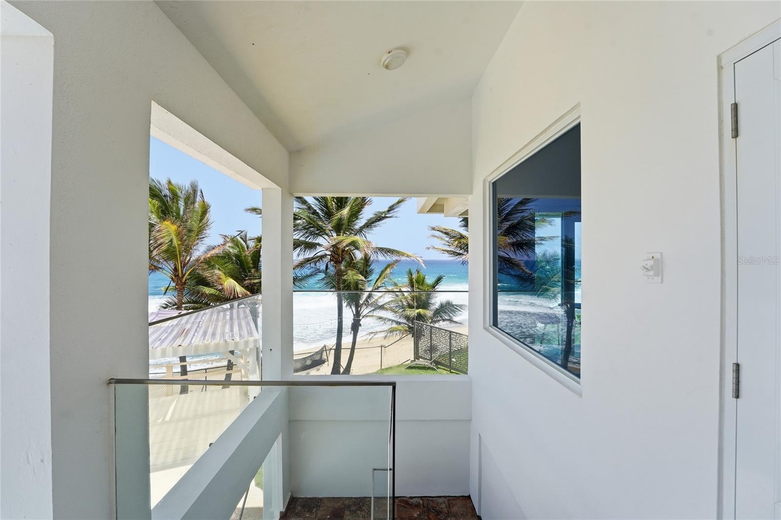 BARRIO CARRIZALES - Commercial Sale