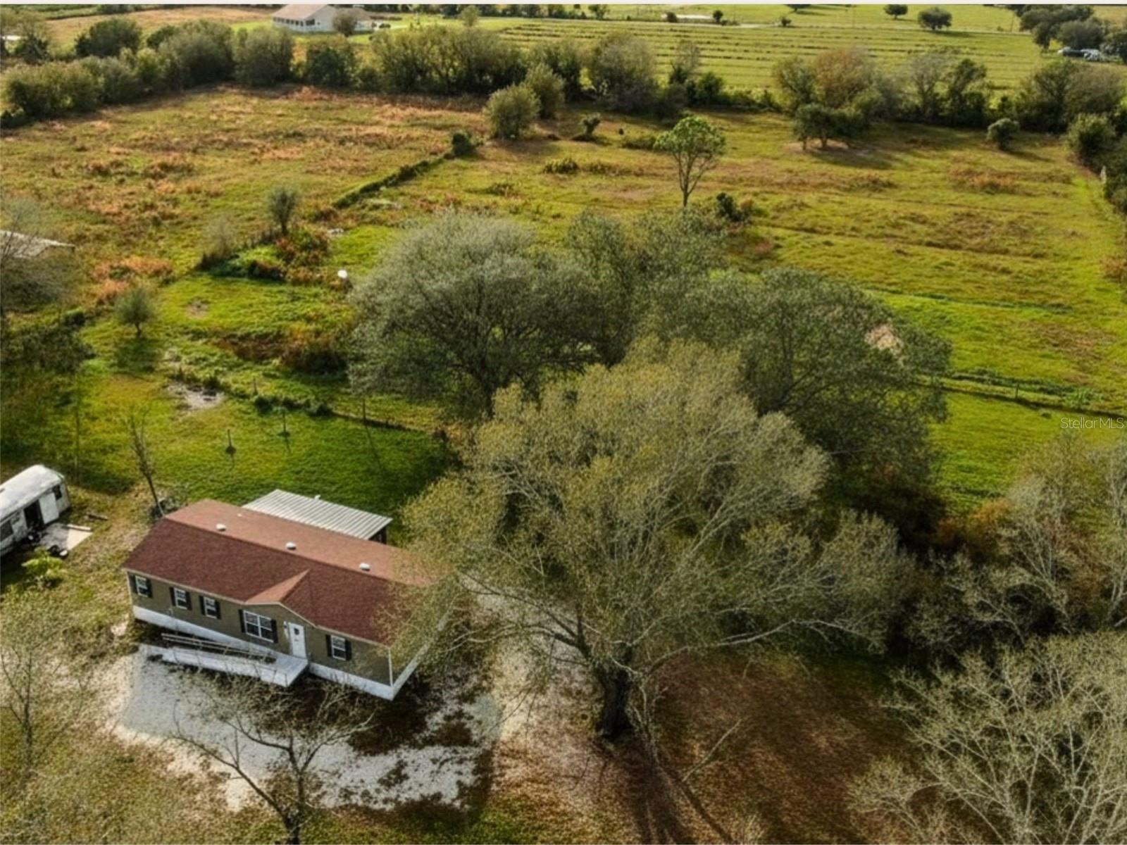 ARCADIA GROVES - Residential
