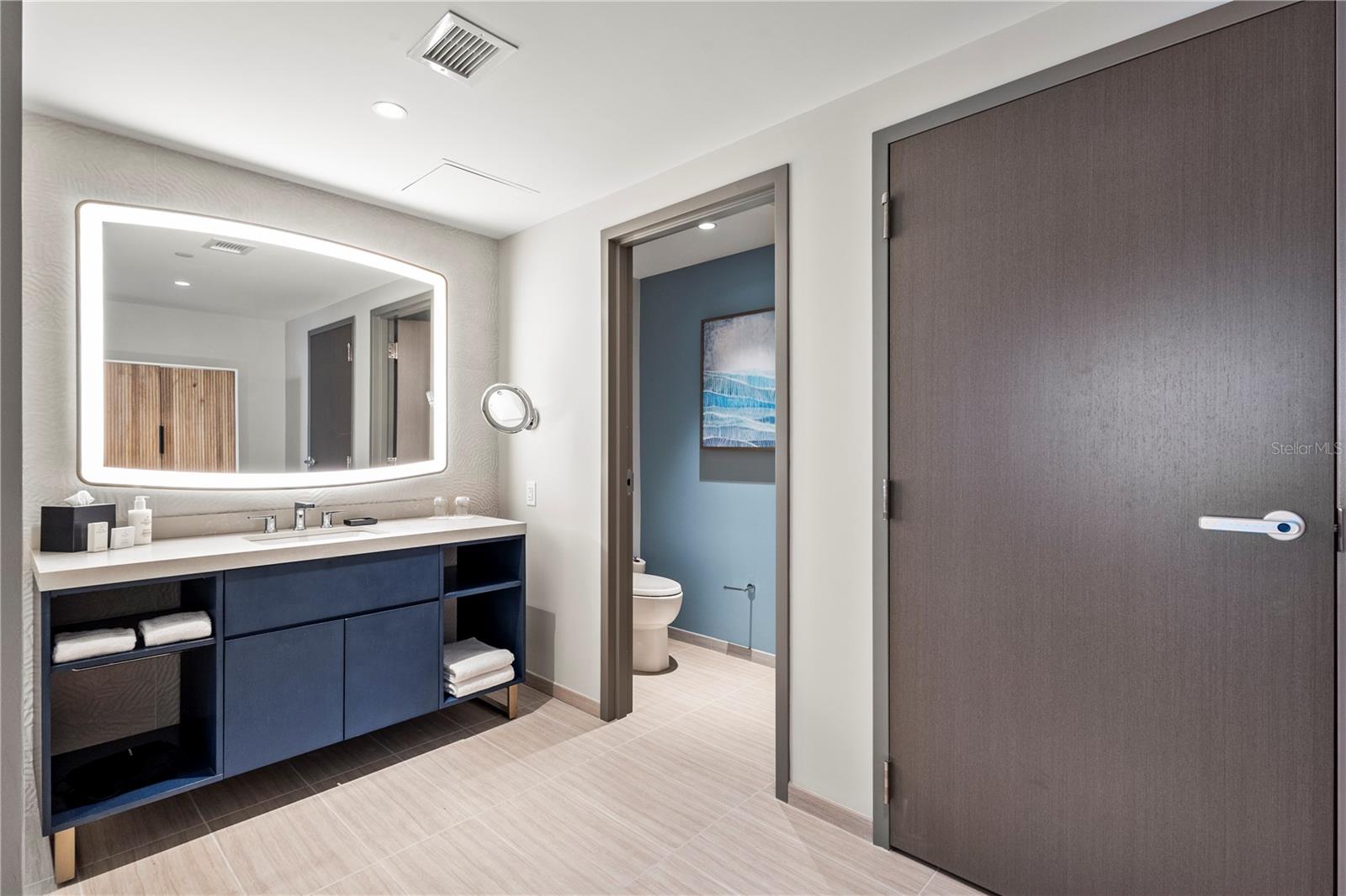 ENCHANTMENT CLEARWATER BEACH HOTEL CONDO - Residential