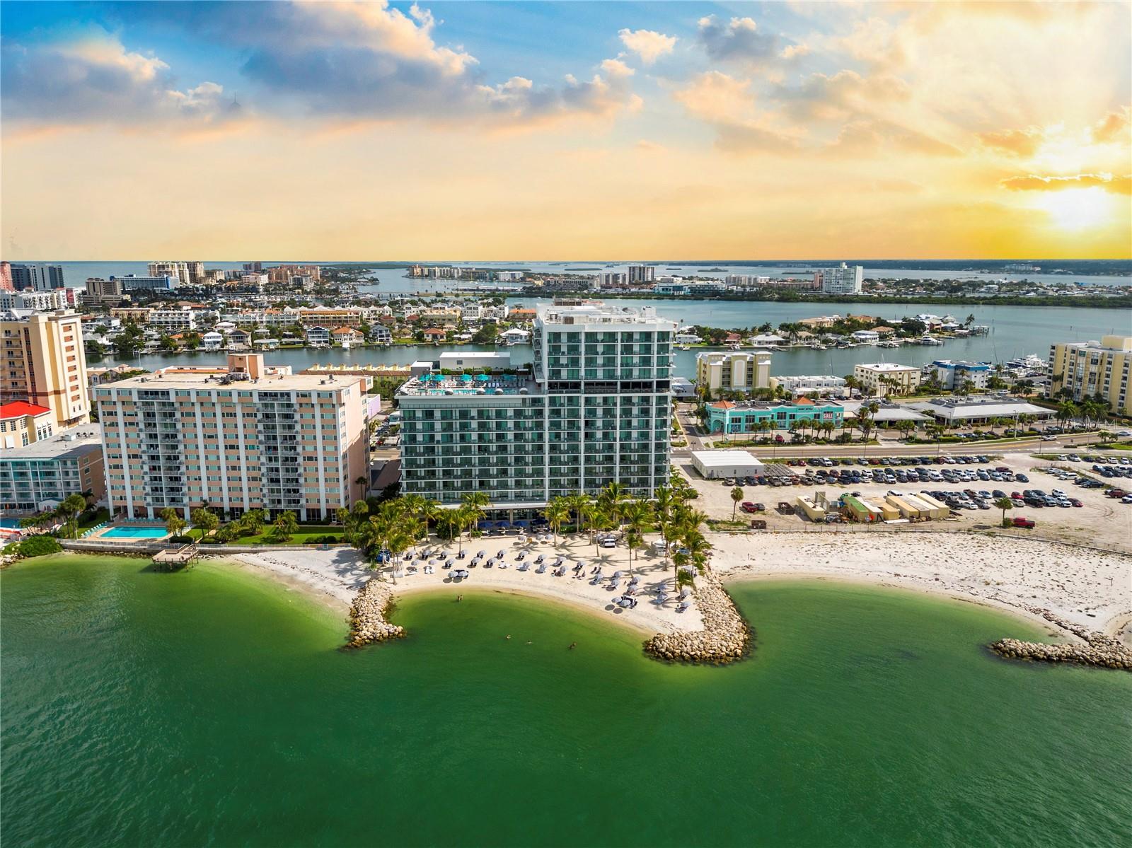 ENCHANTMENT CLEARWATER BEACH HOTEL CONDO - Residential