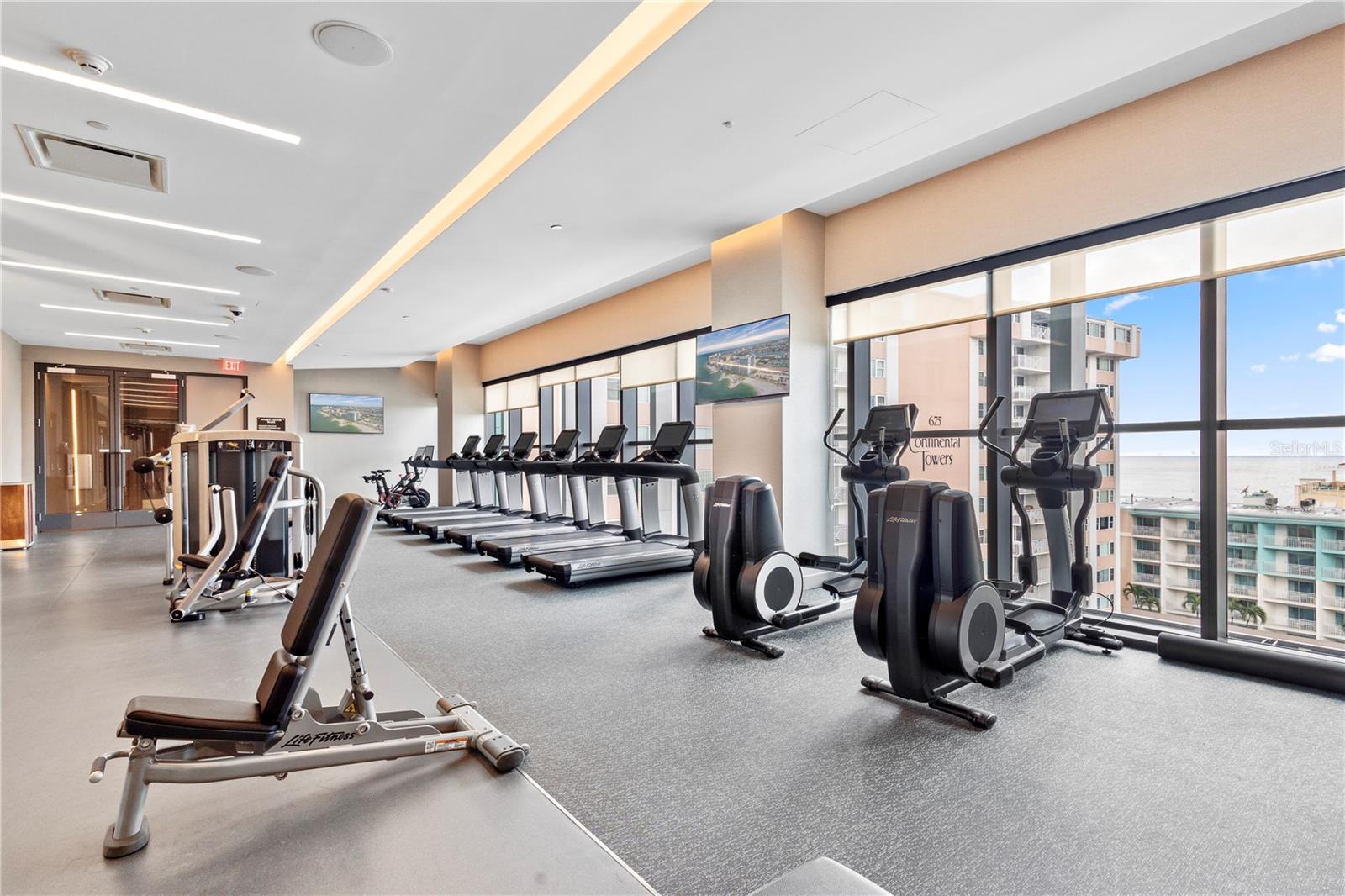 ENCHANTMENT CLEARWATER BEACH HOTEL CONDO - Residential