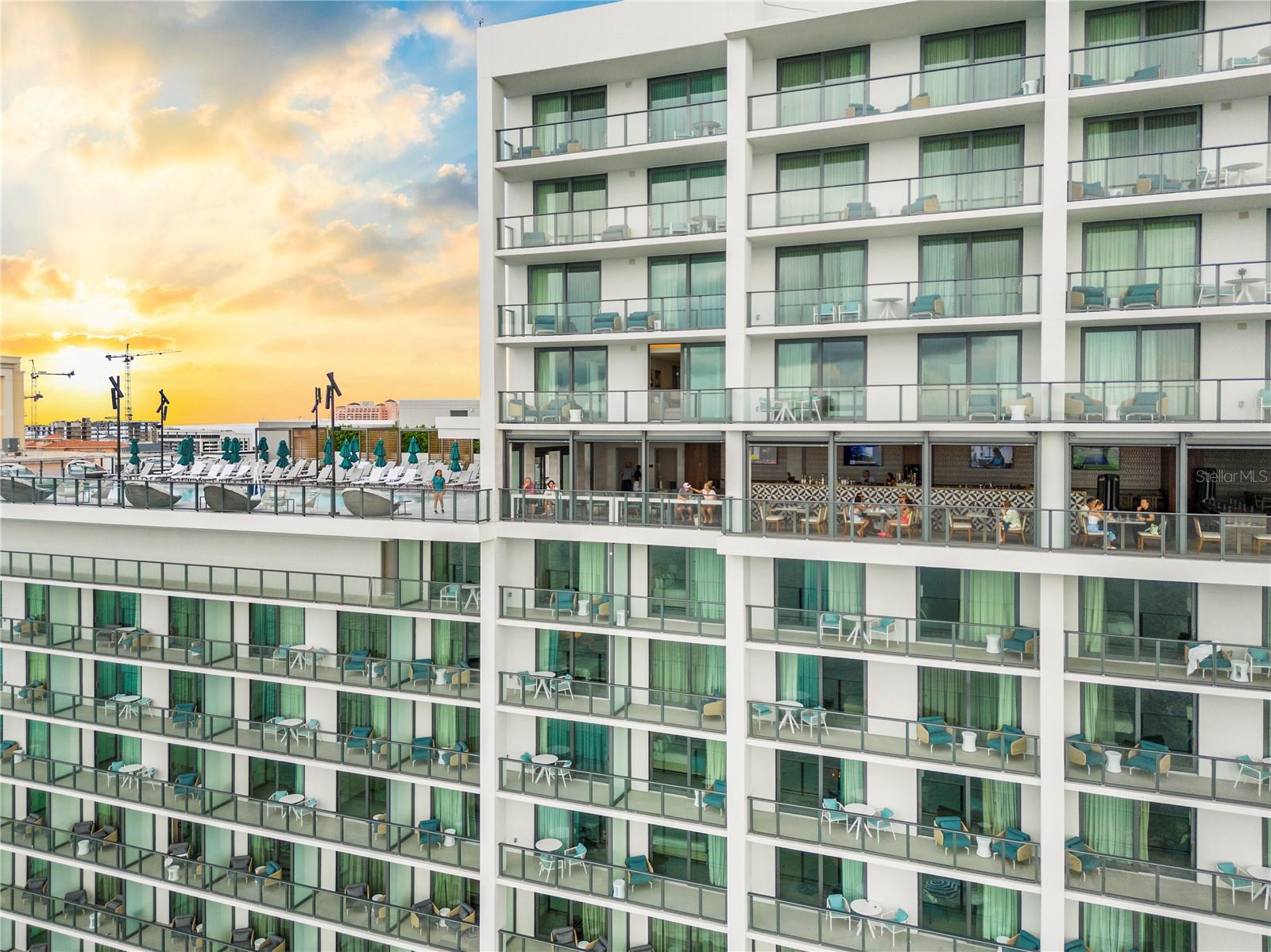 ENCHANTMENT CLEARWATER BEACH HOTEL CONDO - Residential