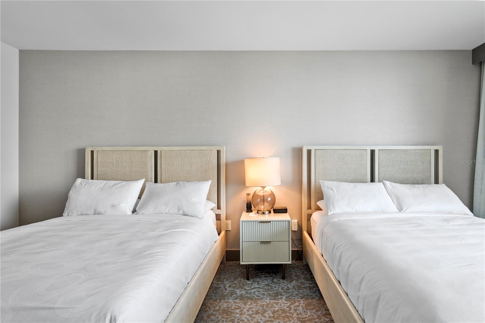 ENCHANTMENT CLEARWATER BEACH HOTEL CONDO - Residential