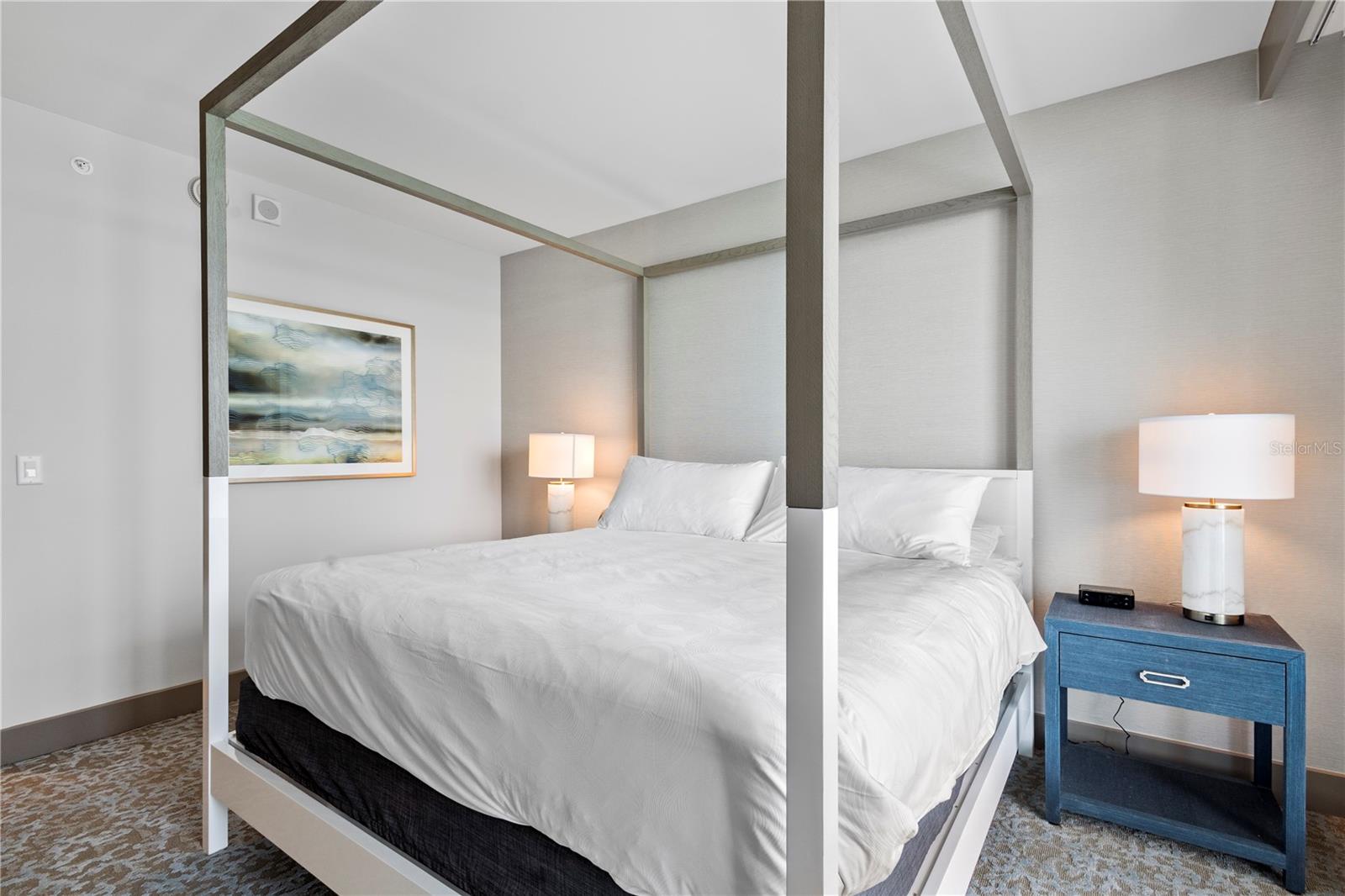 ENCHANTMENT CLEARWATER BEACH HOTEL CONDO - Residential