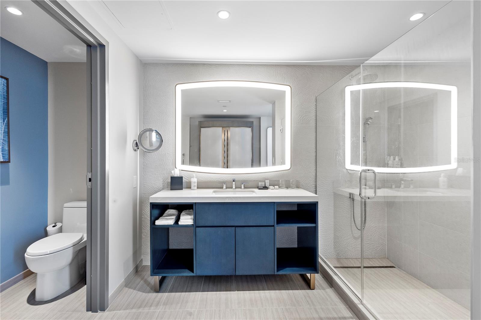 ENCHANTMENT CLEARWATER BEACH HOTEL CONDO - Residential